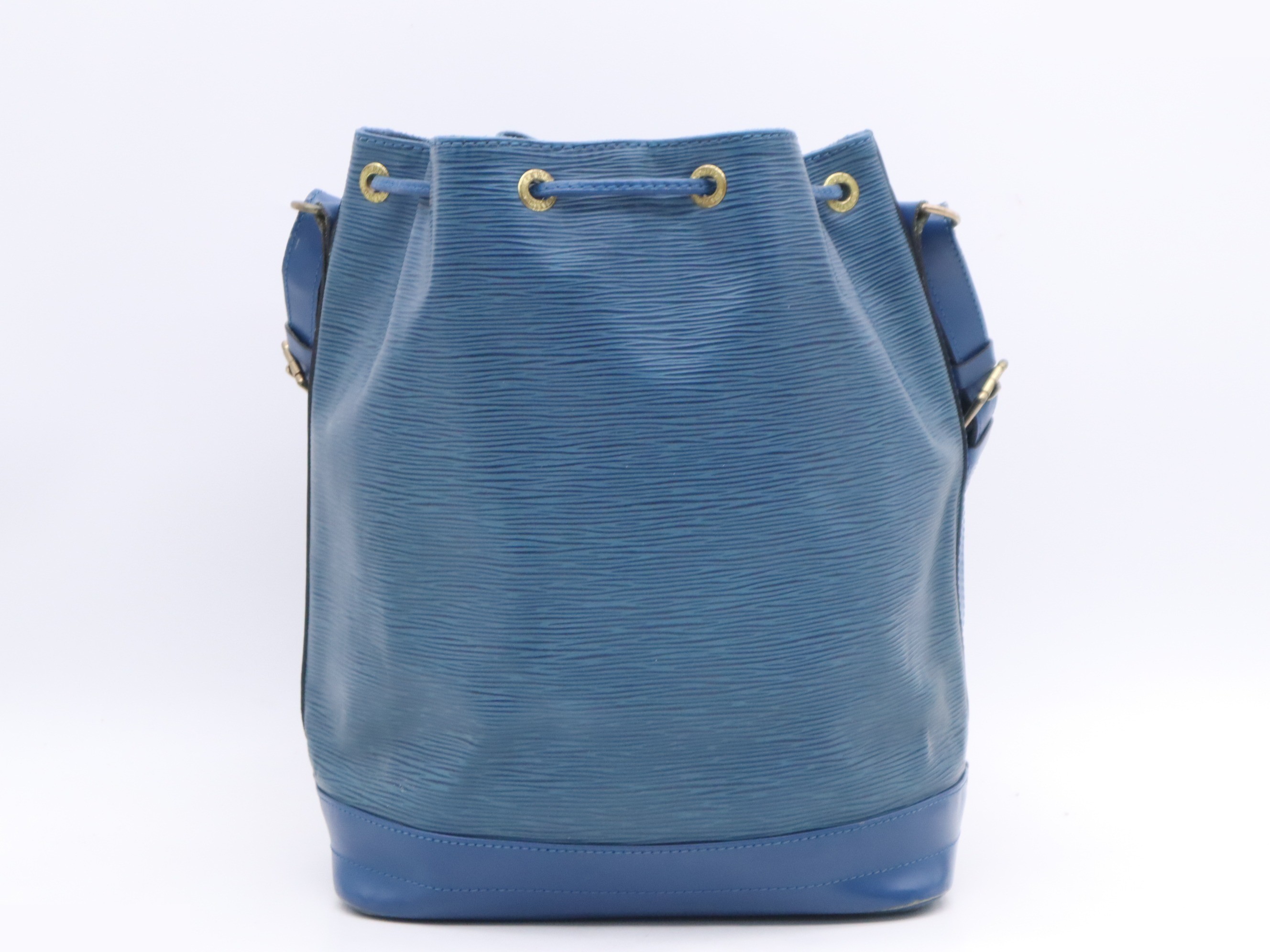 Noé Toledo Blue — view 2