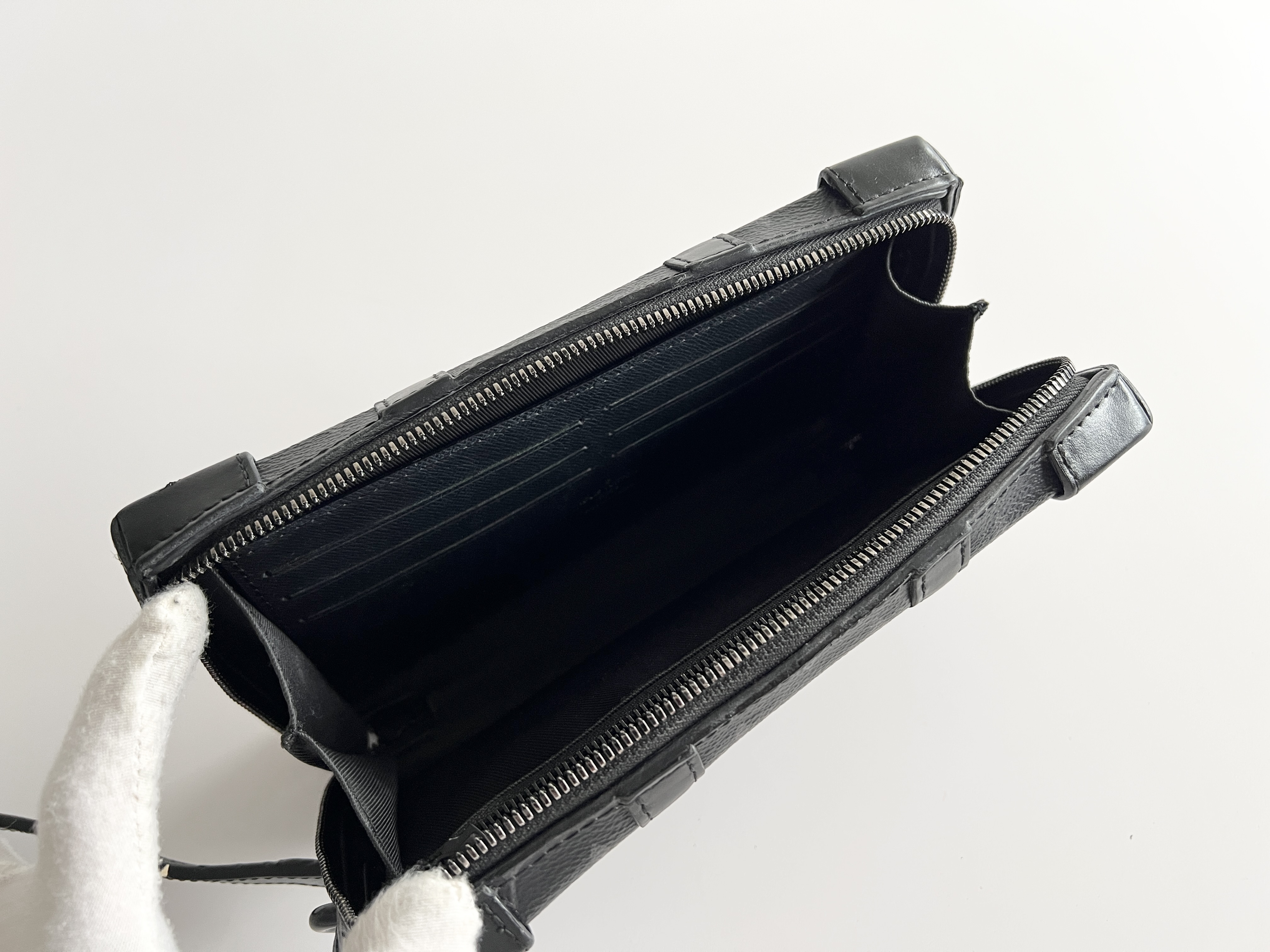 Monogram Eclipse Soft Trunk Shoulder Wallet Leather Shoulder Bag — view 4