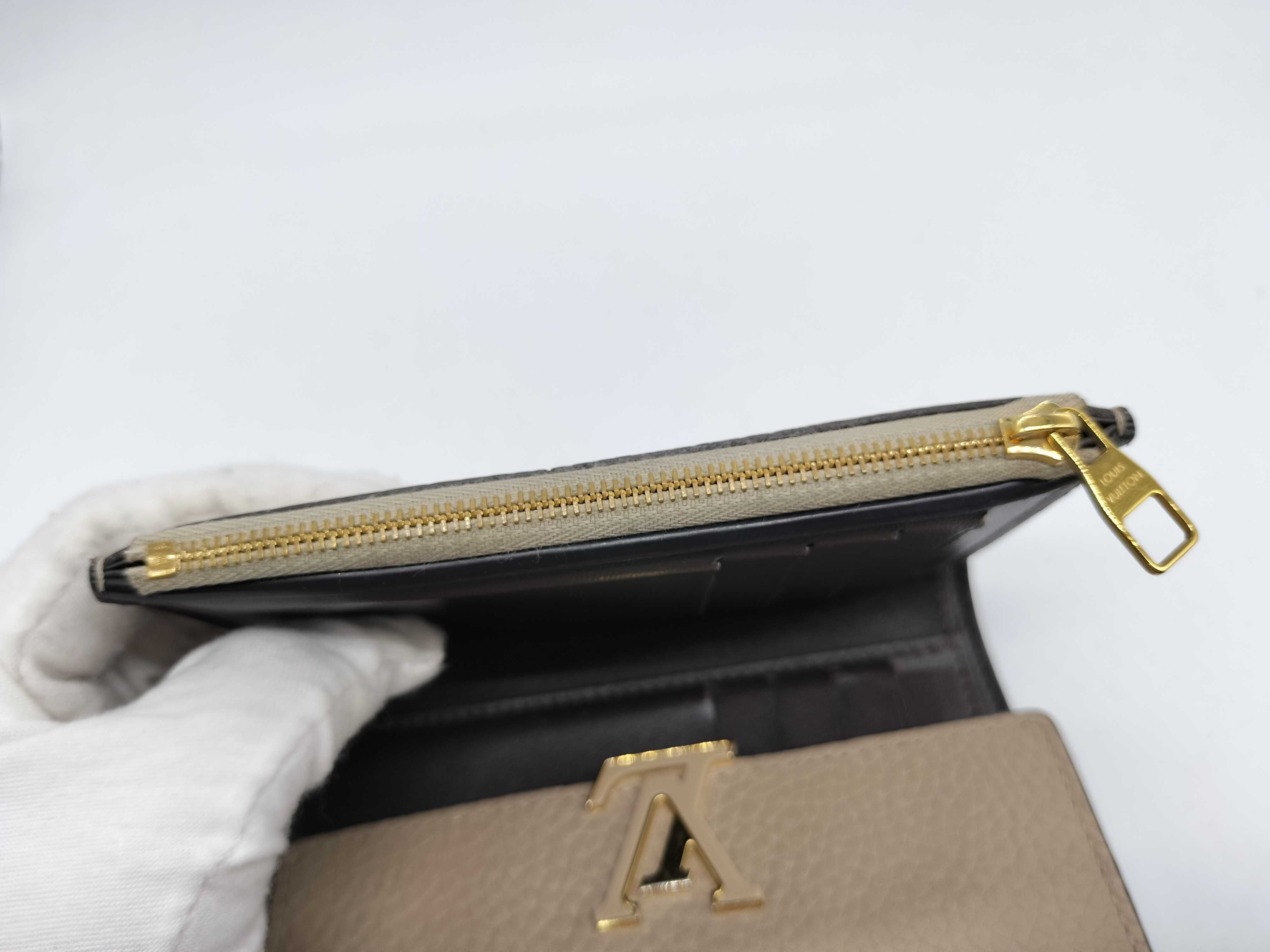 Portefeuille Capucines XS Taurillon Wallet — view 10