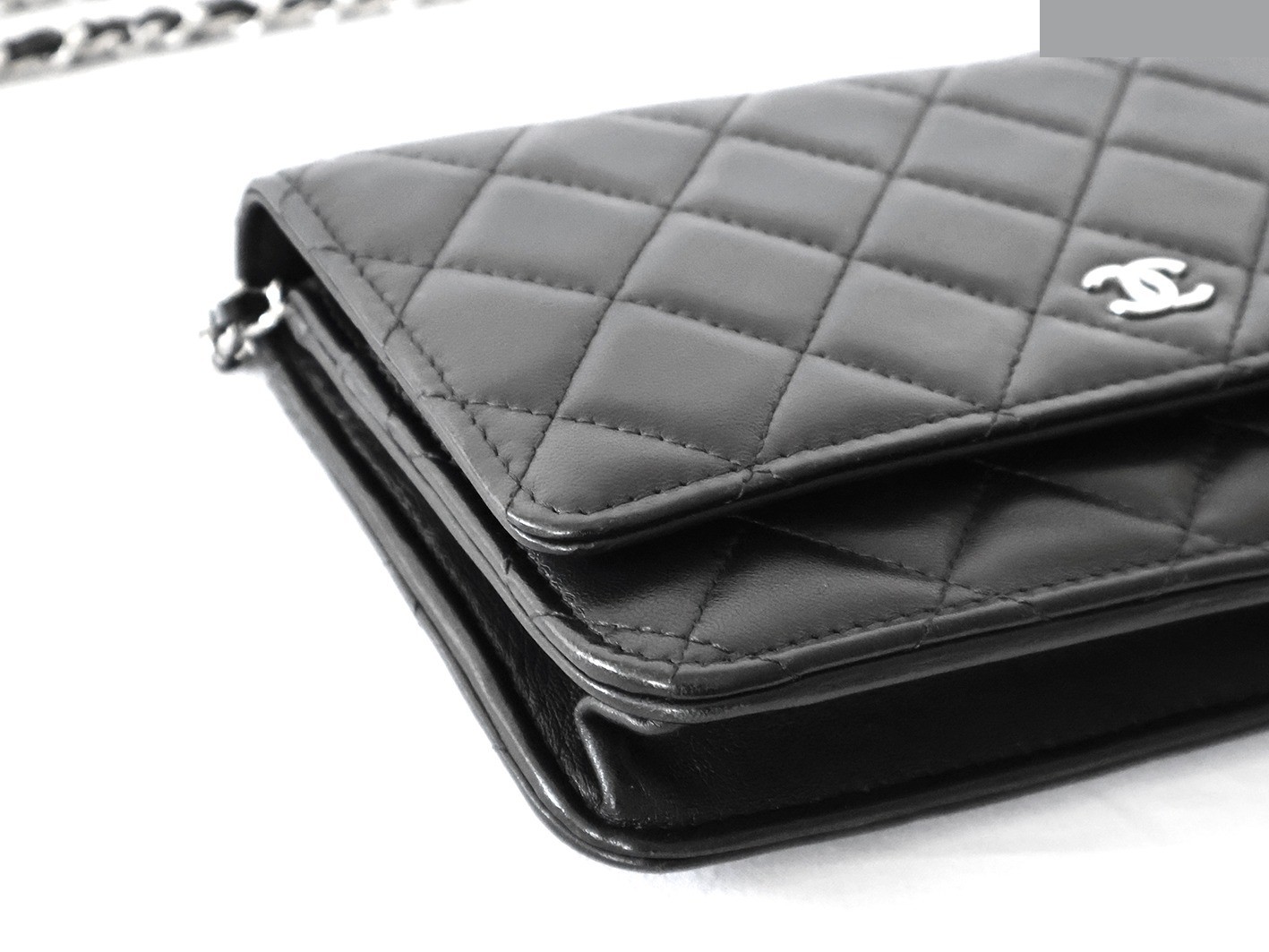 Lambskin Matelassé Chain Wallet Shoulder Bag, Black — view 4