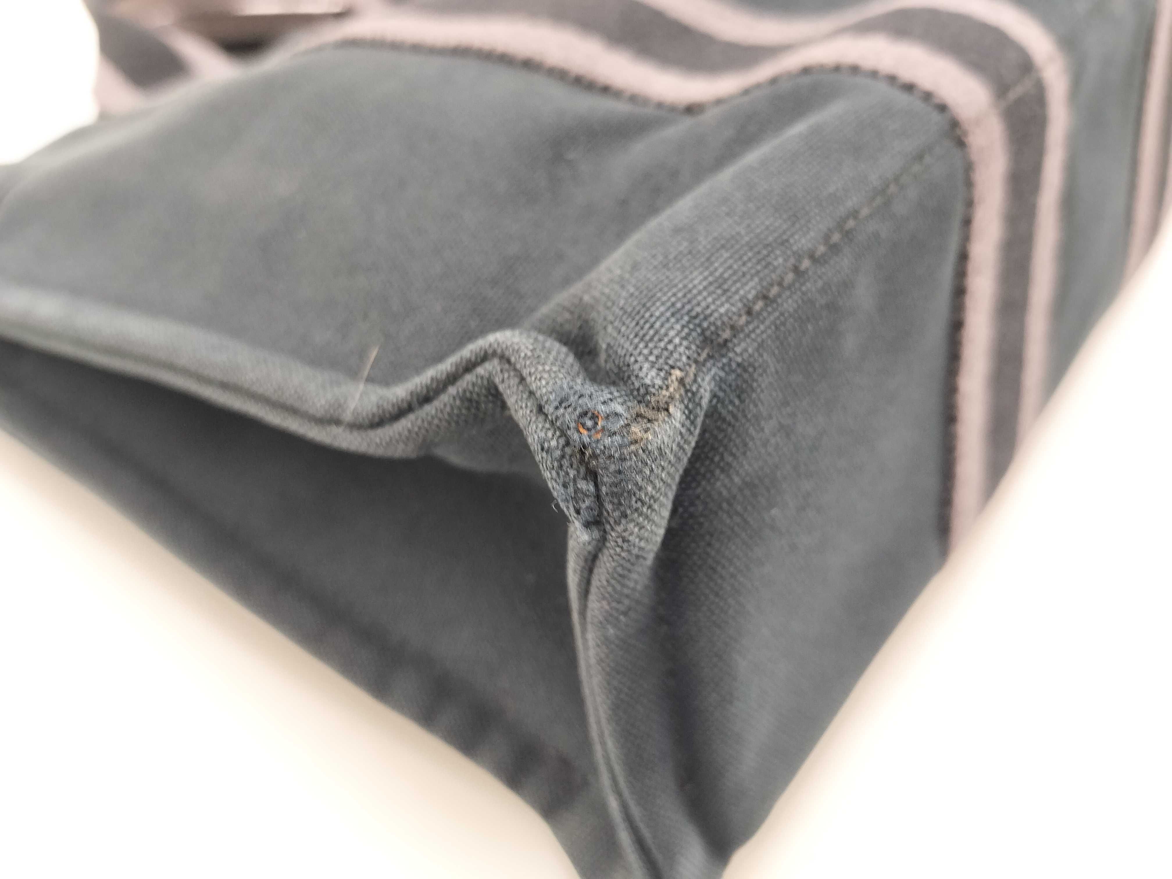 Fourre-Tout PM Handbag — view 5
