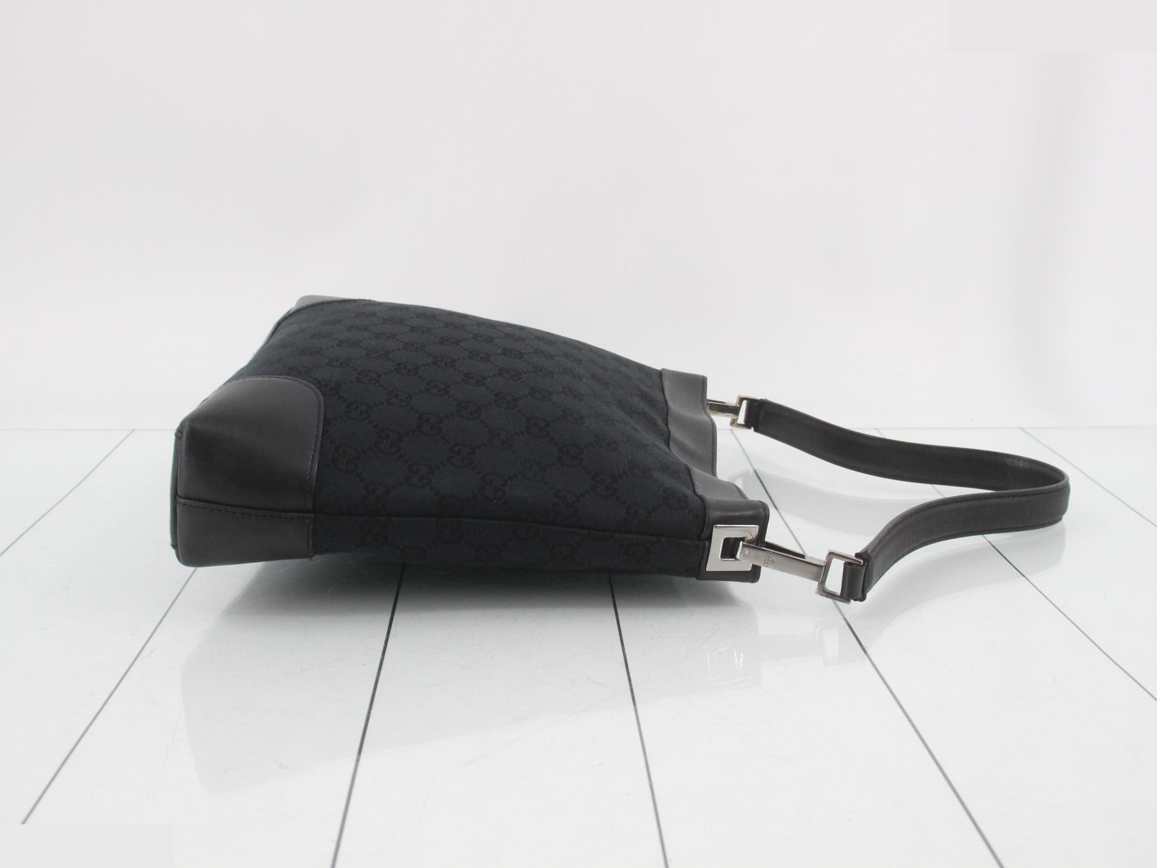 GG Canvas (Bag) - Shoulder Bag — view 3