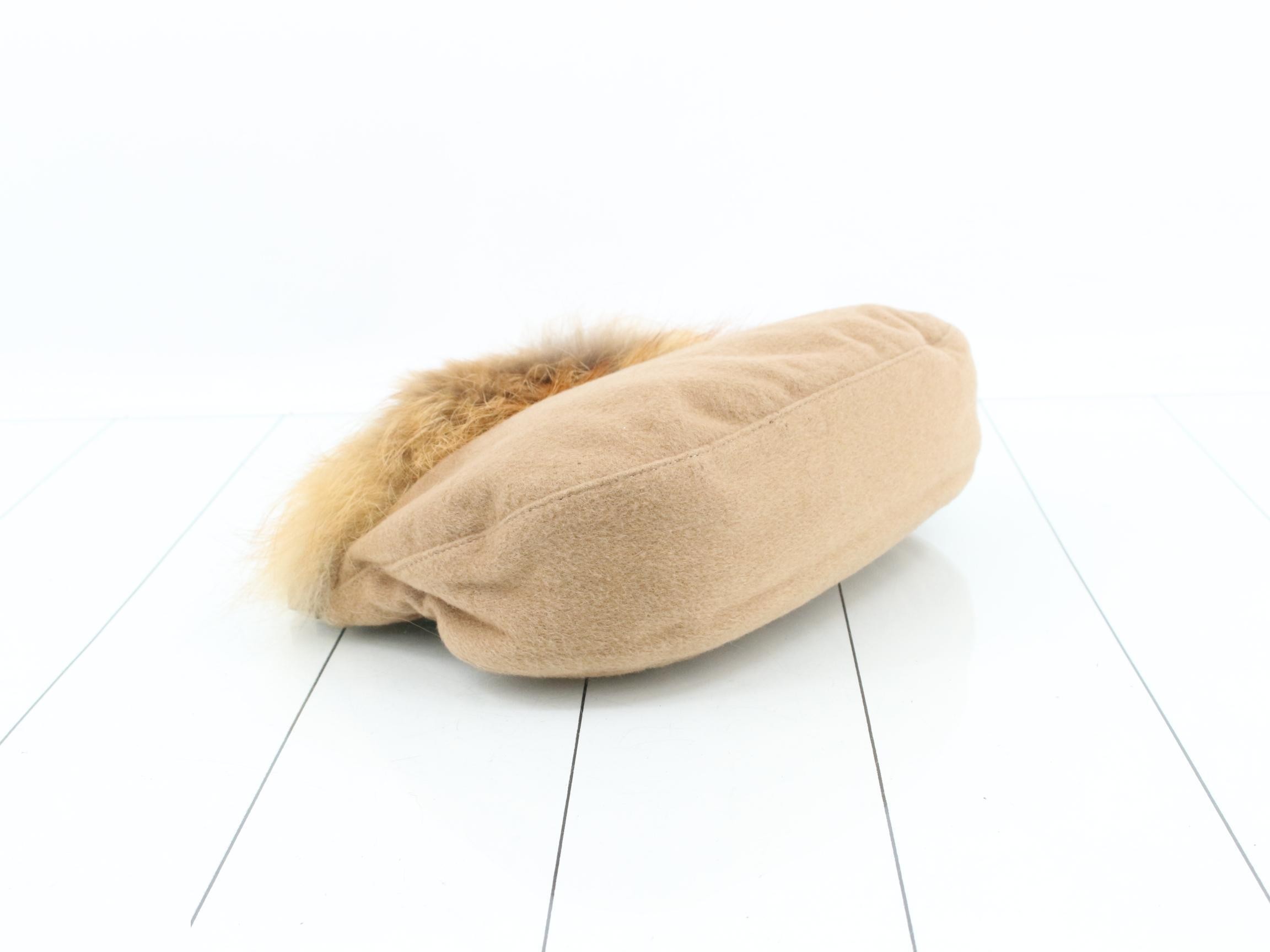 Other lines: Bags & Shoulder Bags, Fur, Beige — view 5