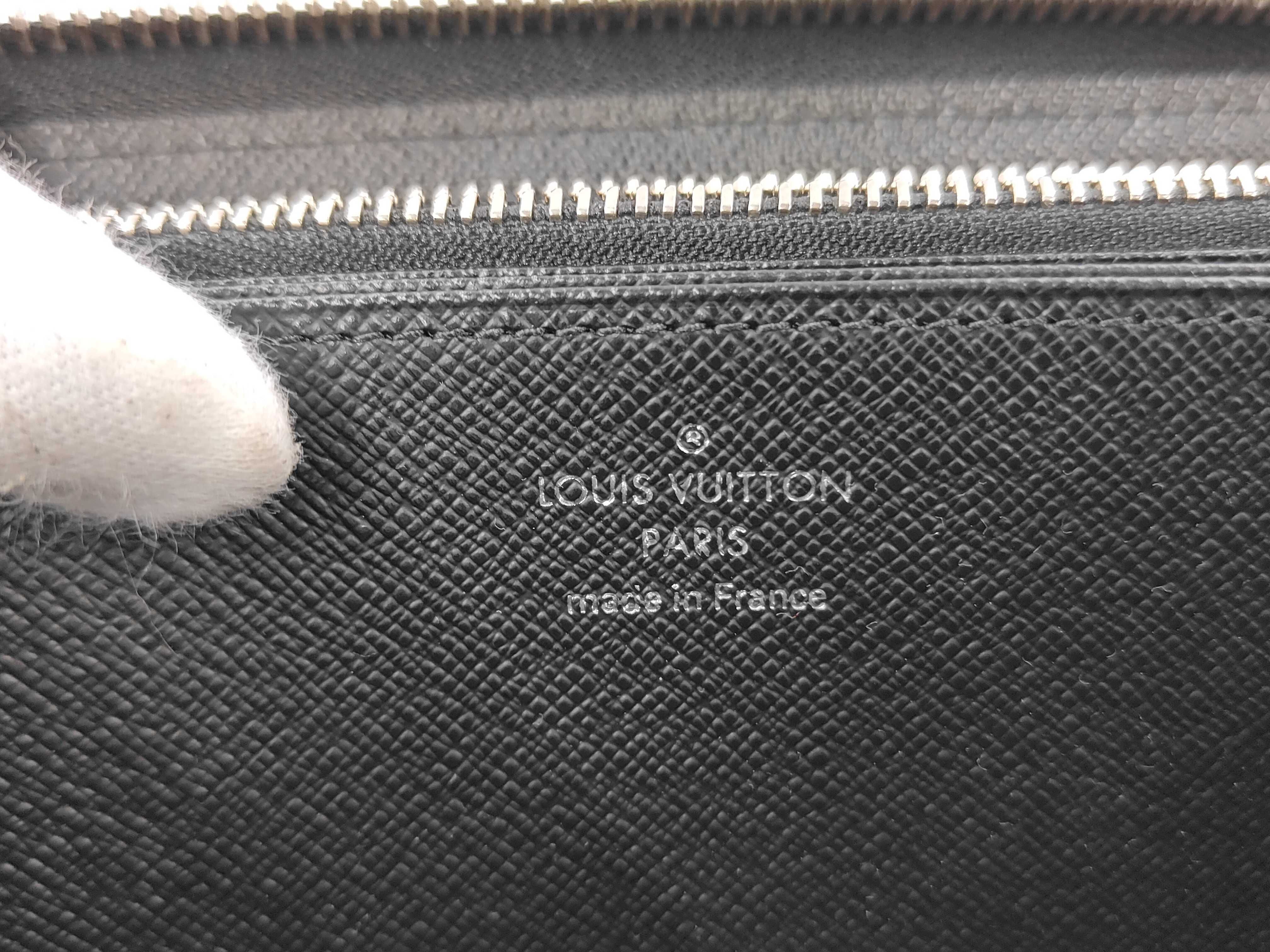 Epi Zippy Wallet Noir (with IC chip) — view 10