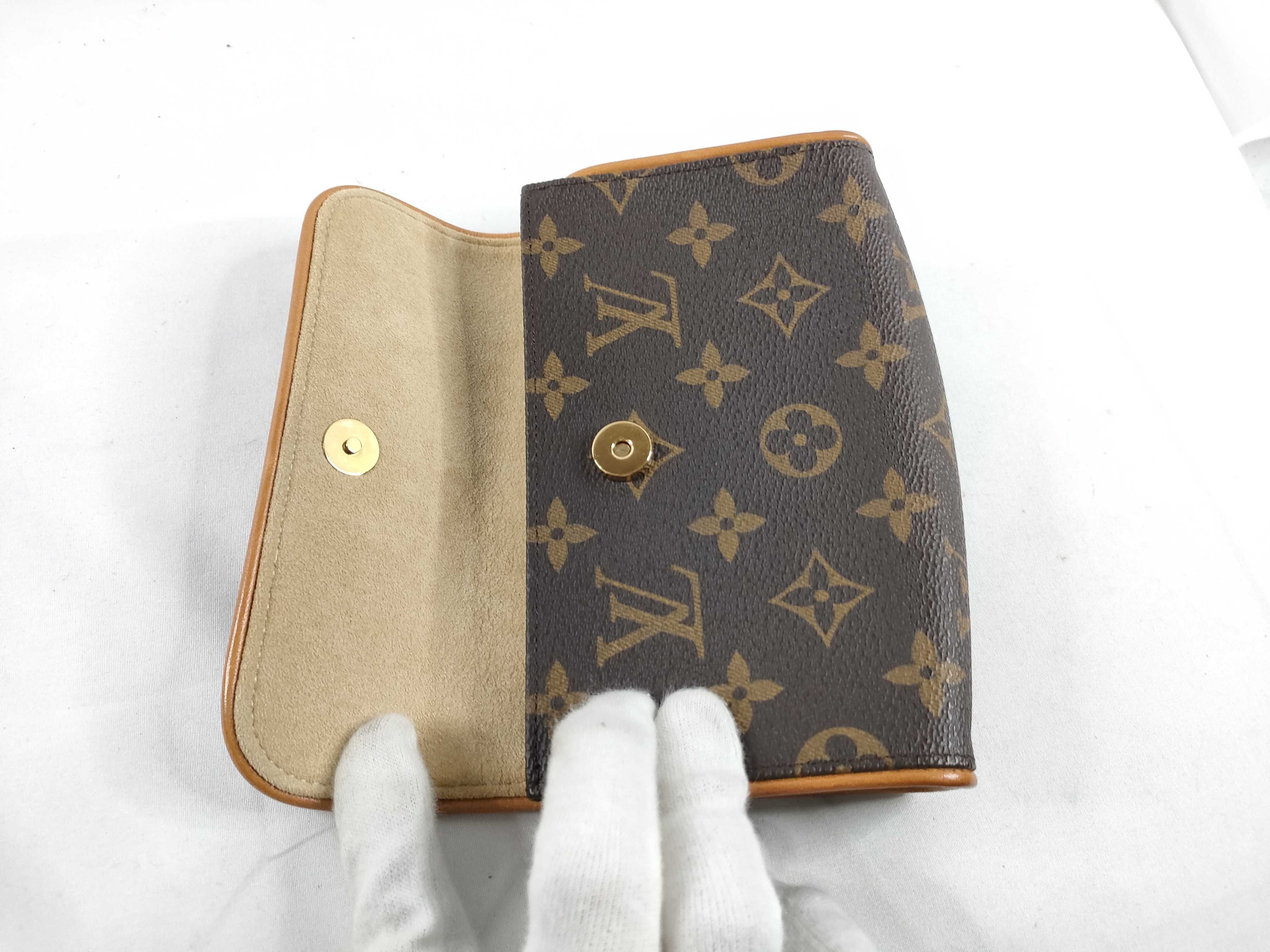 Monogram Pochette Twin PM M51854 FL0070 Pouch — view 6