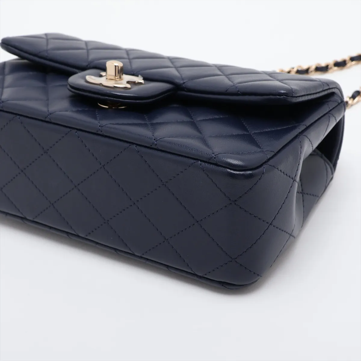 [Individually packaged] Chanel Matelassé Lambskin 2-Way Handbag, Top Handle, Navy, Gold Hardware, A9H832T8, Random Plate — view 3