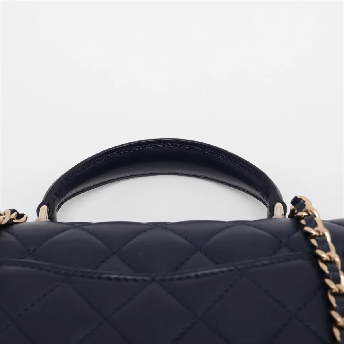 [Individually packaged] Chanel Matelassé Lambskin 2-Way Handbag, Top Handle, Navy, Gold Hardware, A9H832T8, Random Plate — view 6