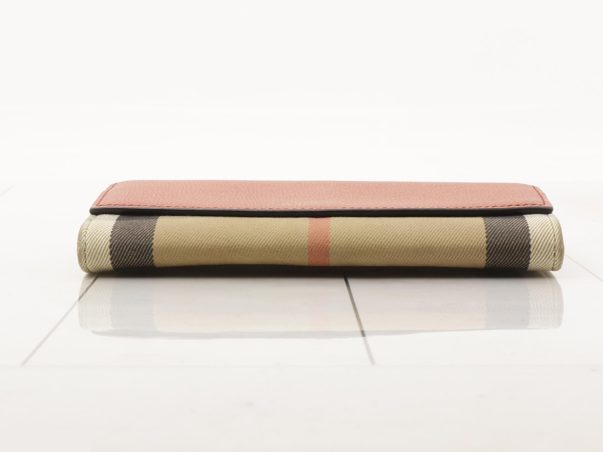 Other lines: Bags and Wallets — view 3