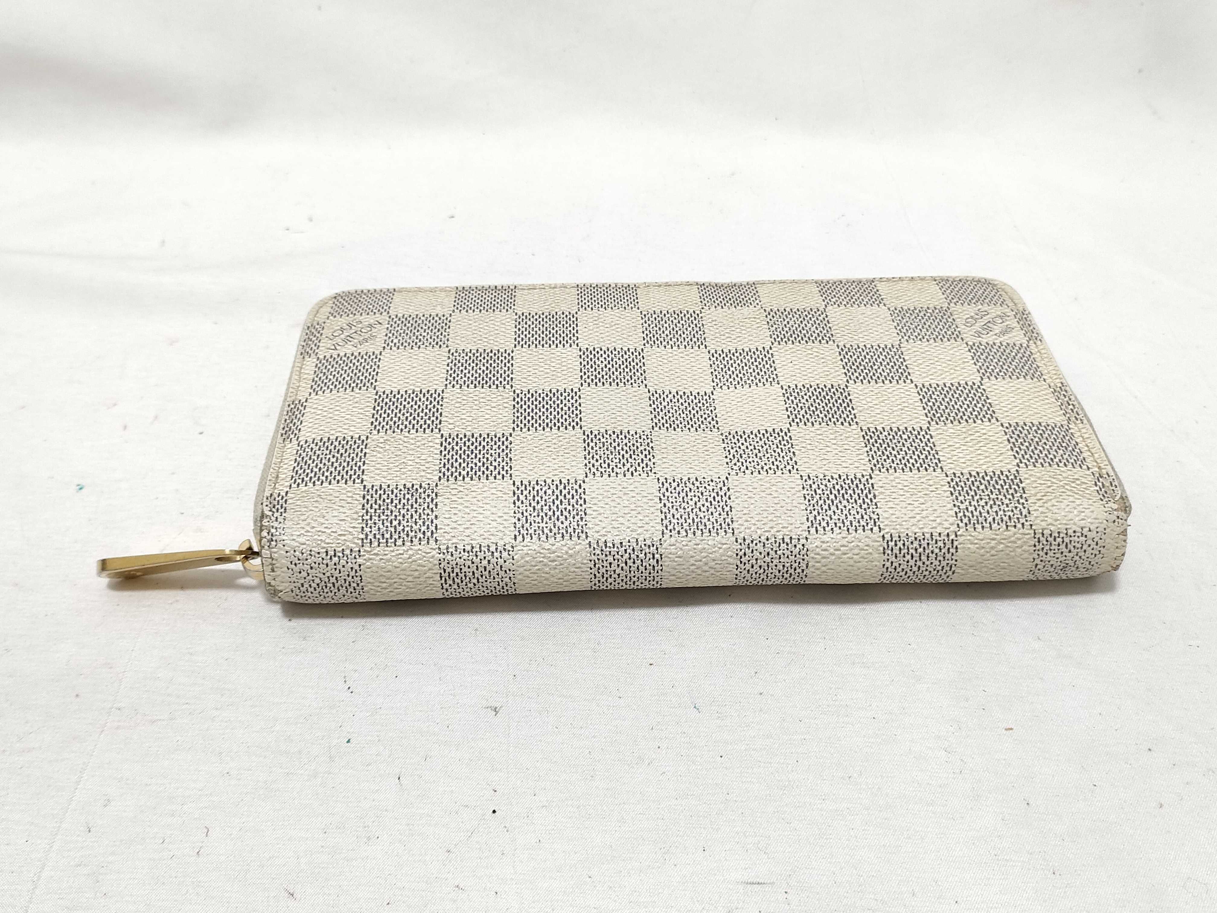 Damier Azur Zippy Wallet — view 3