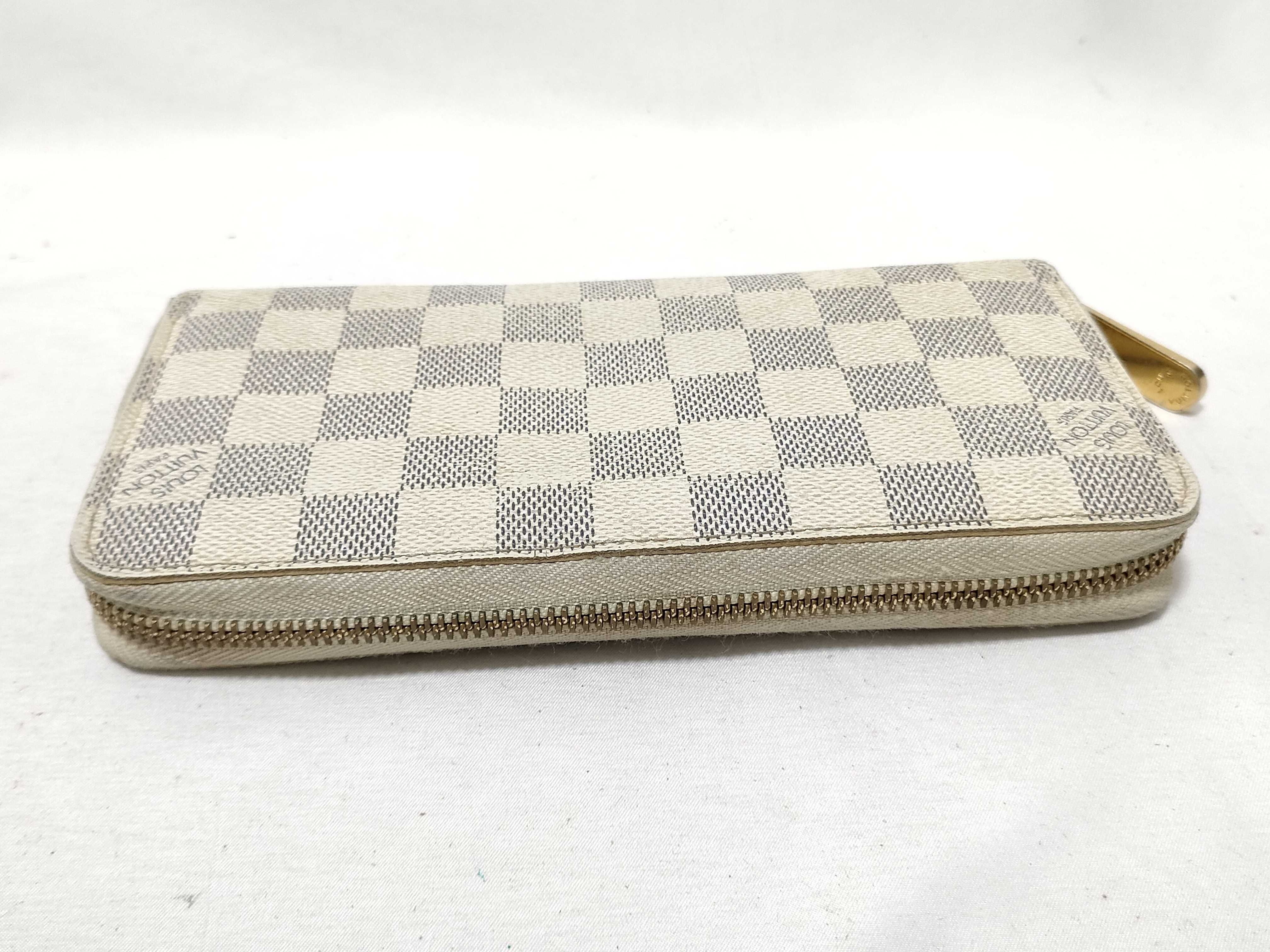 Damier Azur Zippy Wallet — view 6