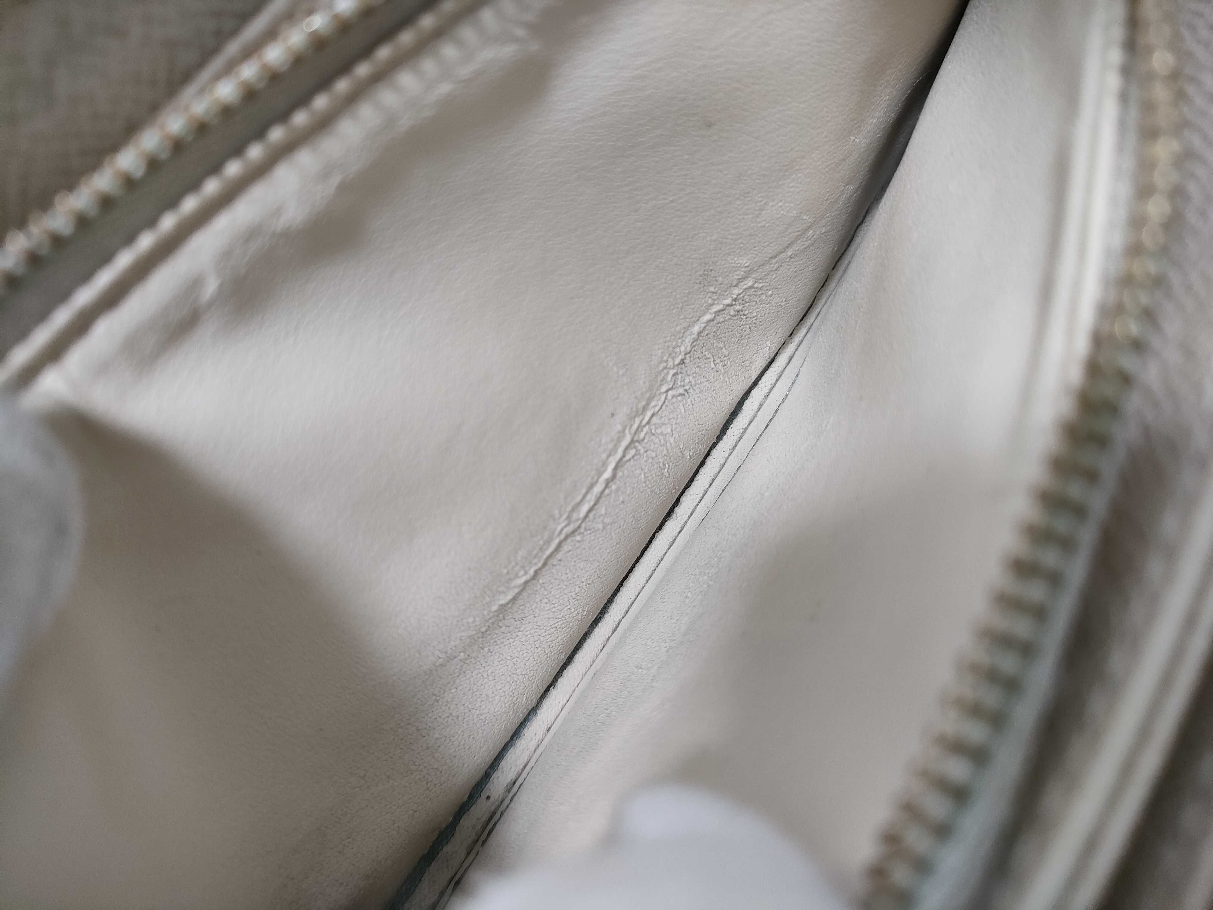 Damier Azur Zippy Wallet — view 10