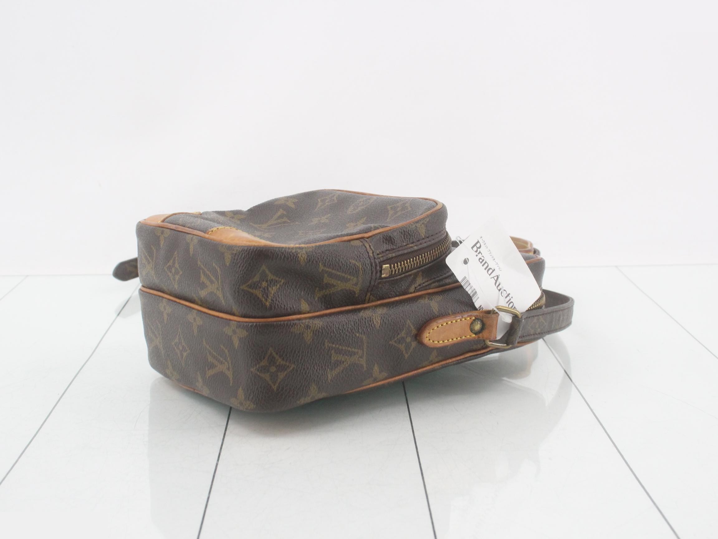 Monogram Amazon — view 6