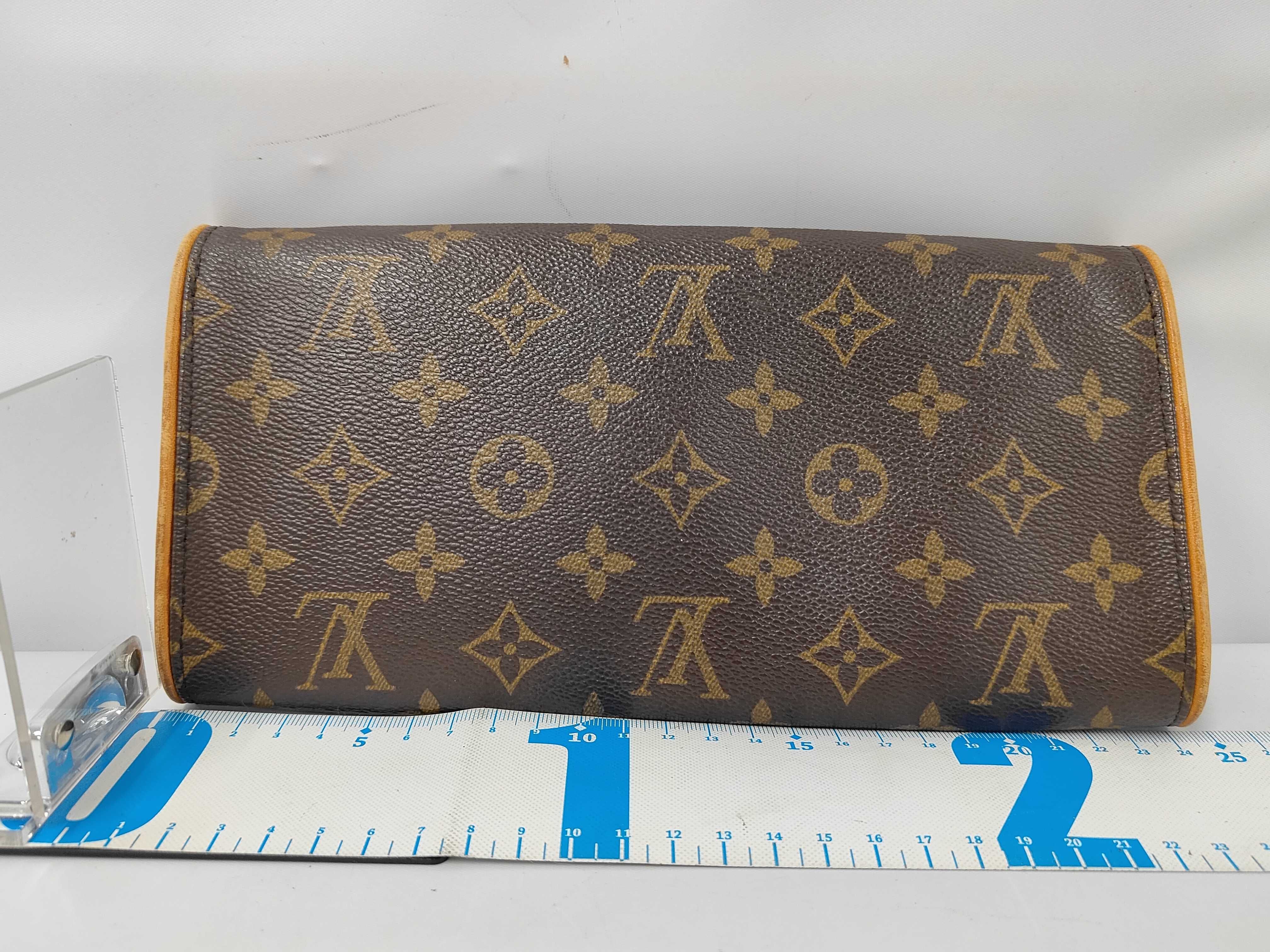 Monogram Shoulder Bag Pochette Twin GM M51852 Clutch Bag — view 2