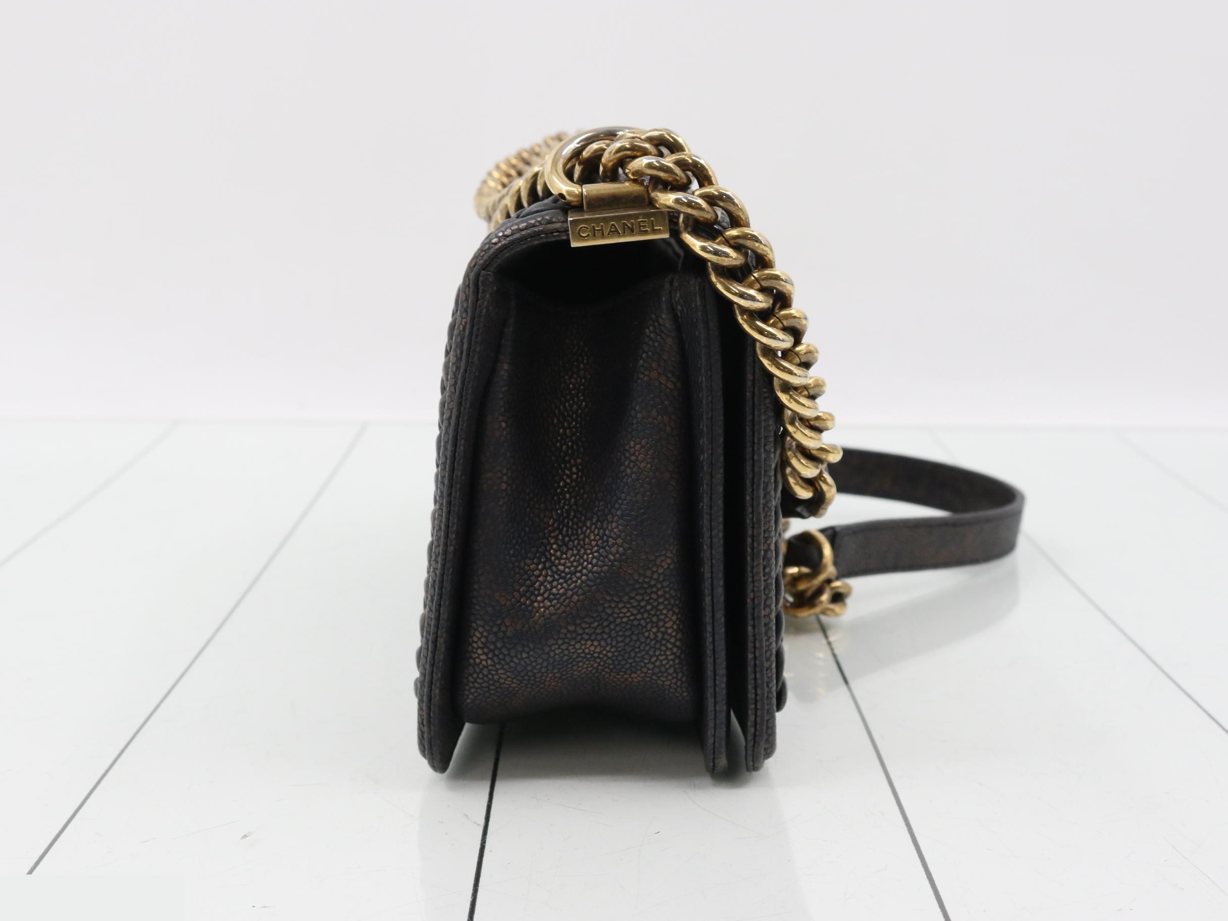 Caviar leather V-stitch Boy Chanel chain shoulder bag, gray — view 4