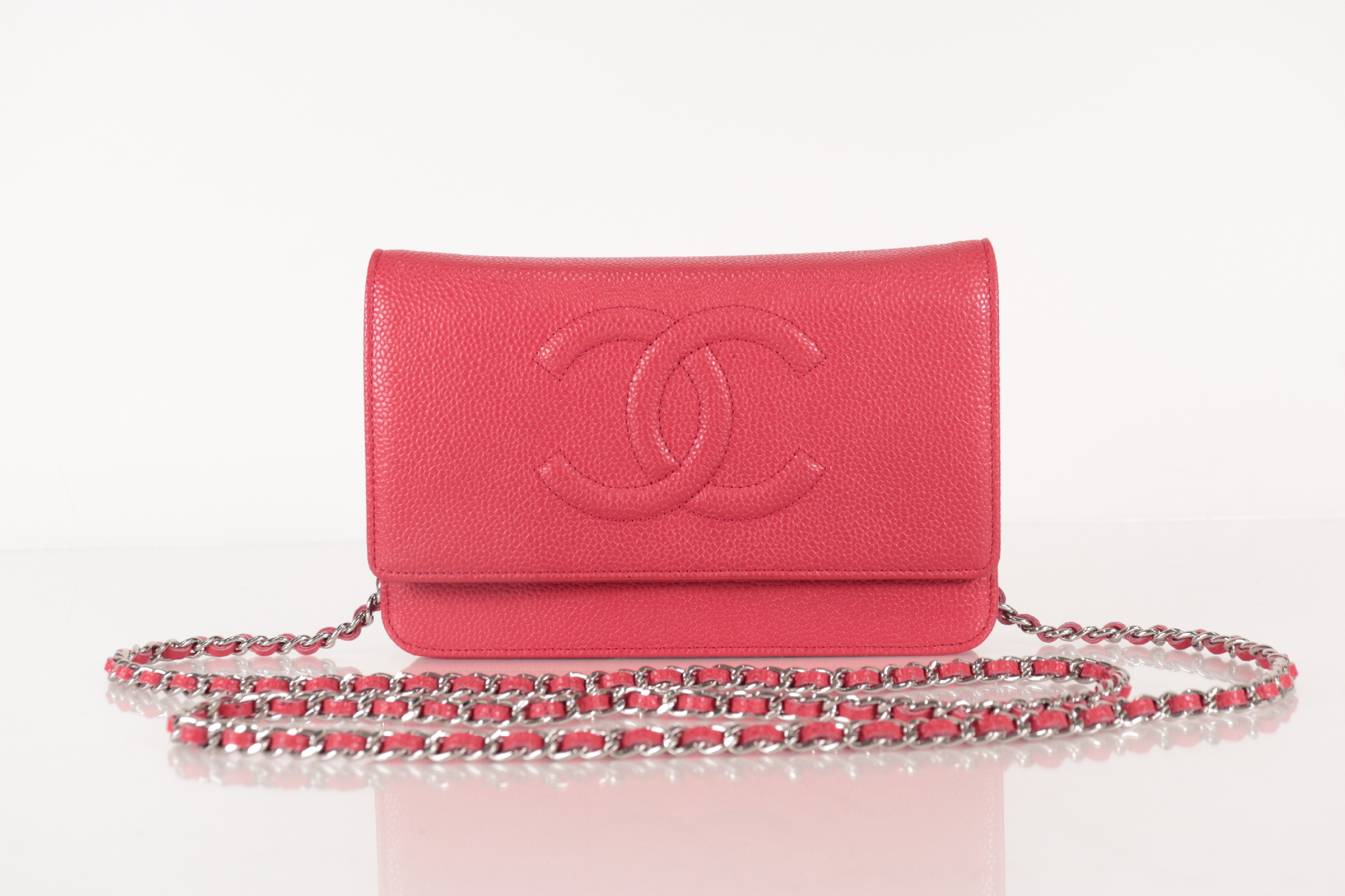 Large Coco Caviar Chain Wallet, Serial Number 19, Pink Shoulder Bag — view 2
