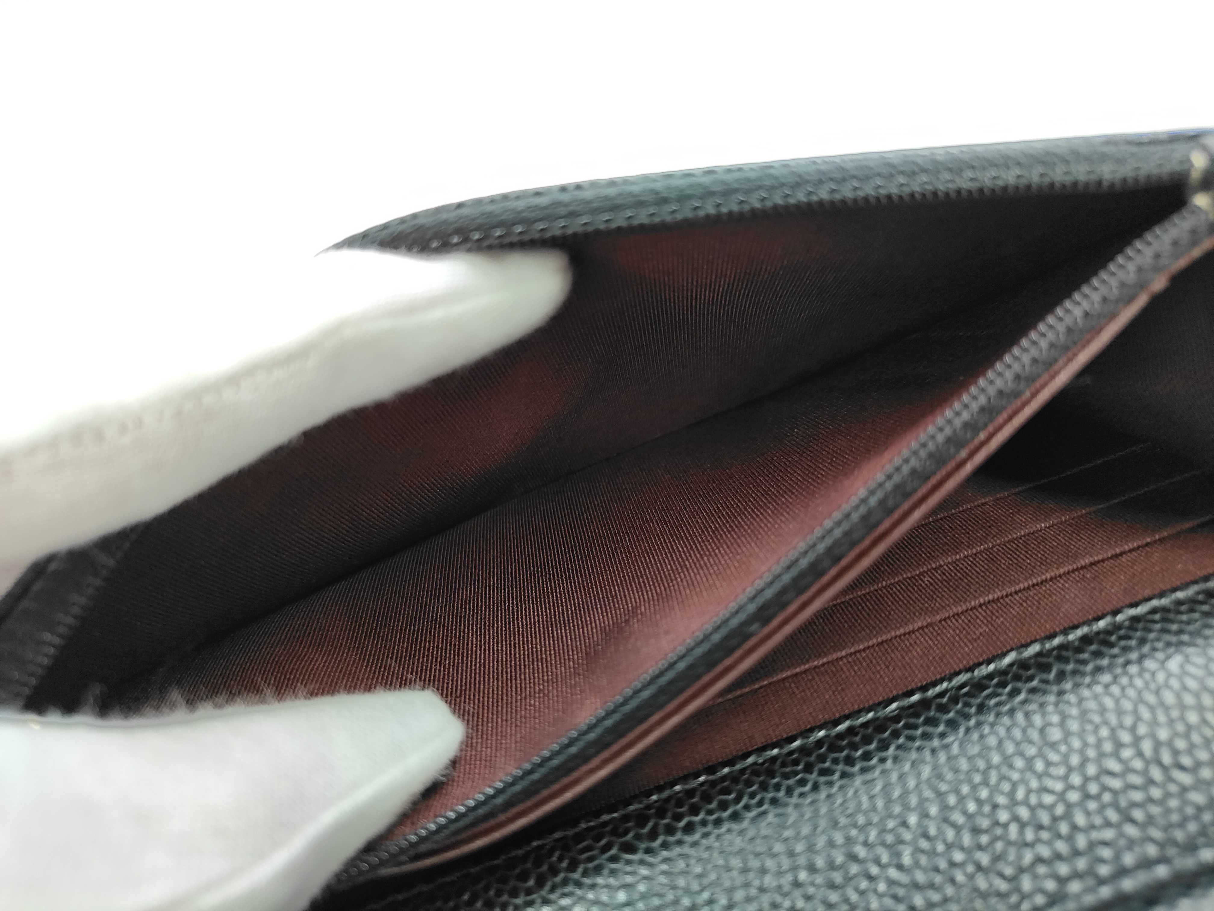 Chain wallet caviar skin shoulder bag — view 11