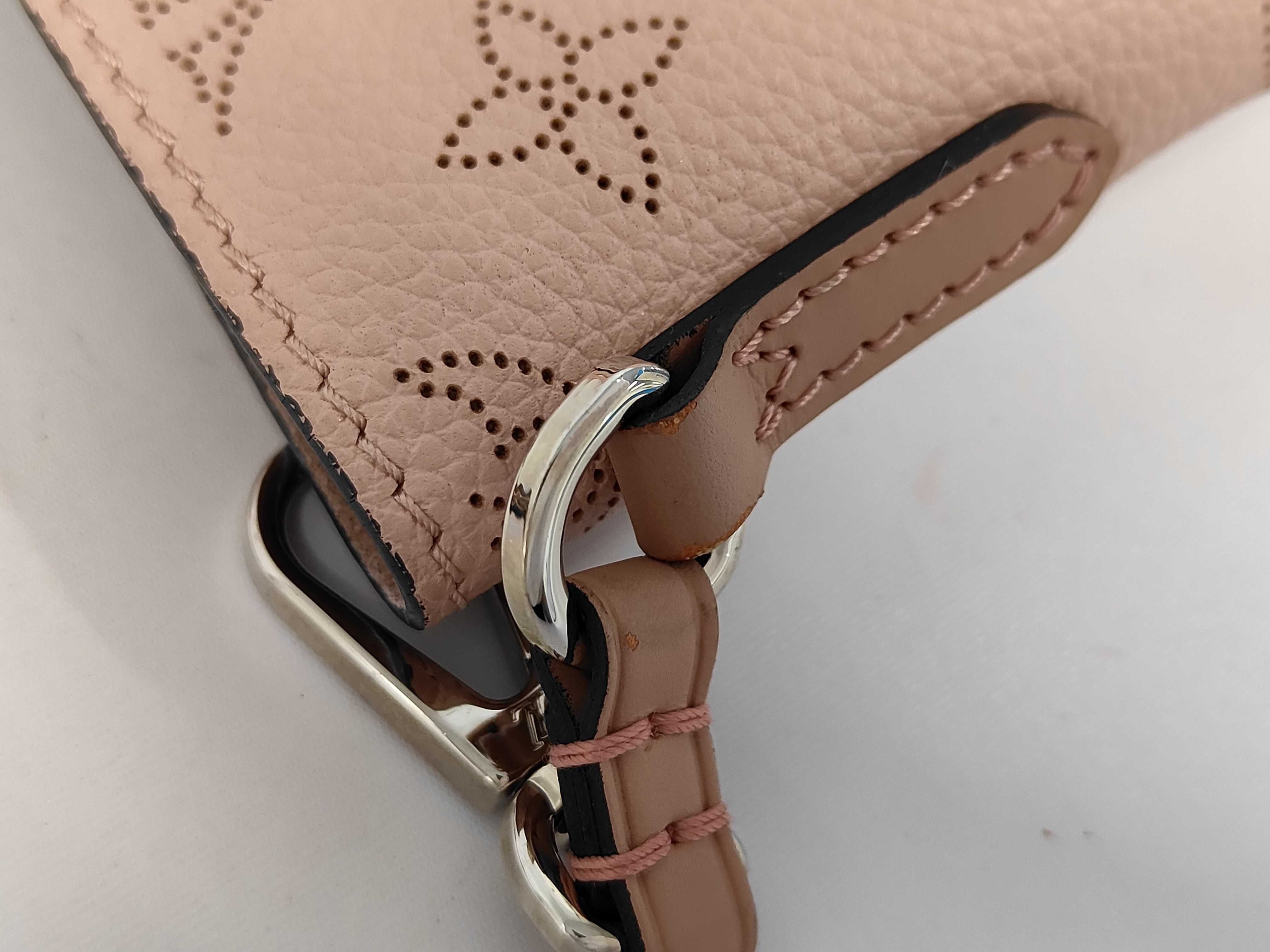 Hina PM Monogram Mahina M54353 Shoulder Bag — view 6