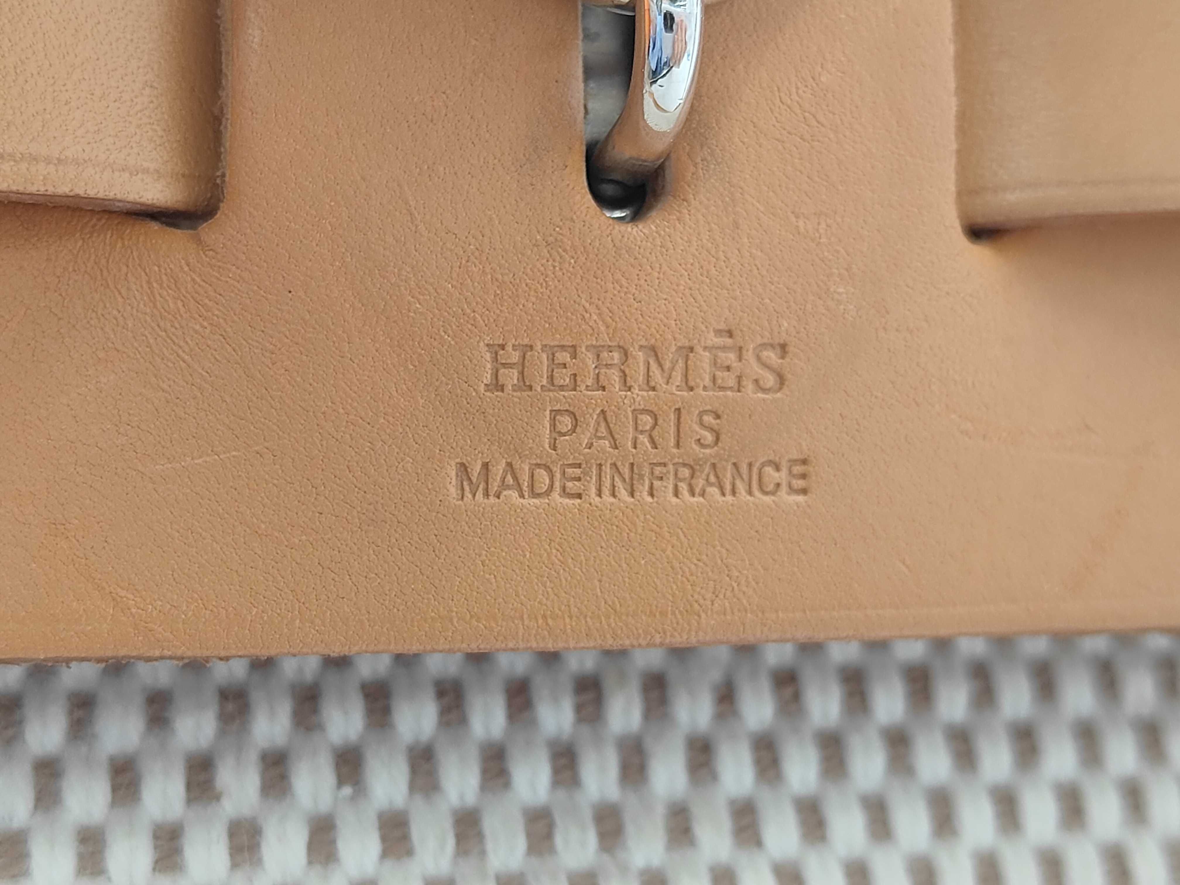Herbag PM Shoulder Bag with padlock, 2 keys, clochette, box, and dust bag. — view 10