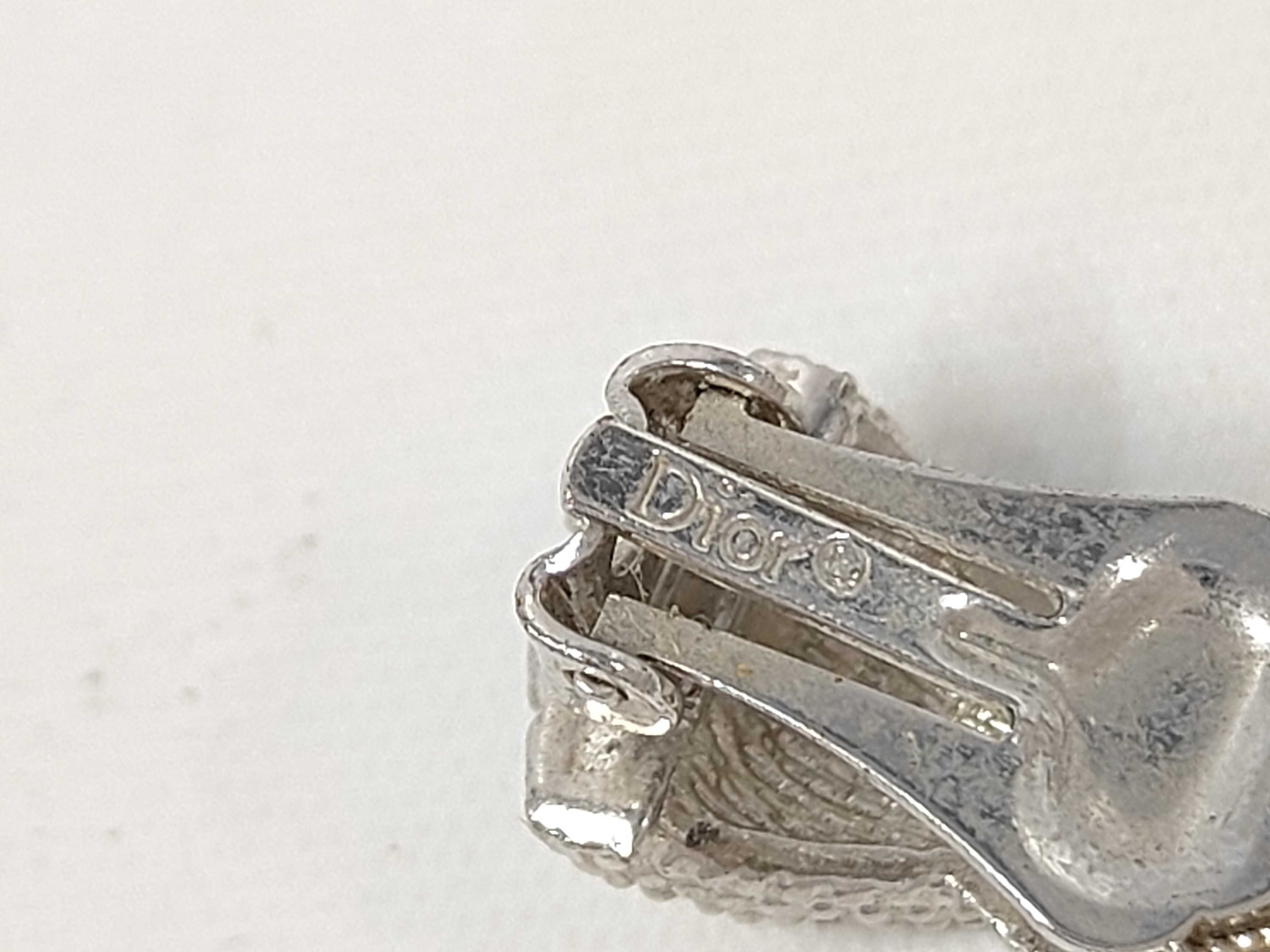 Christian / Earrings — view 7
