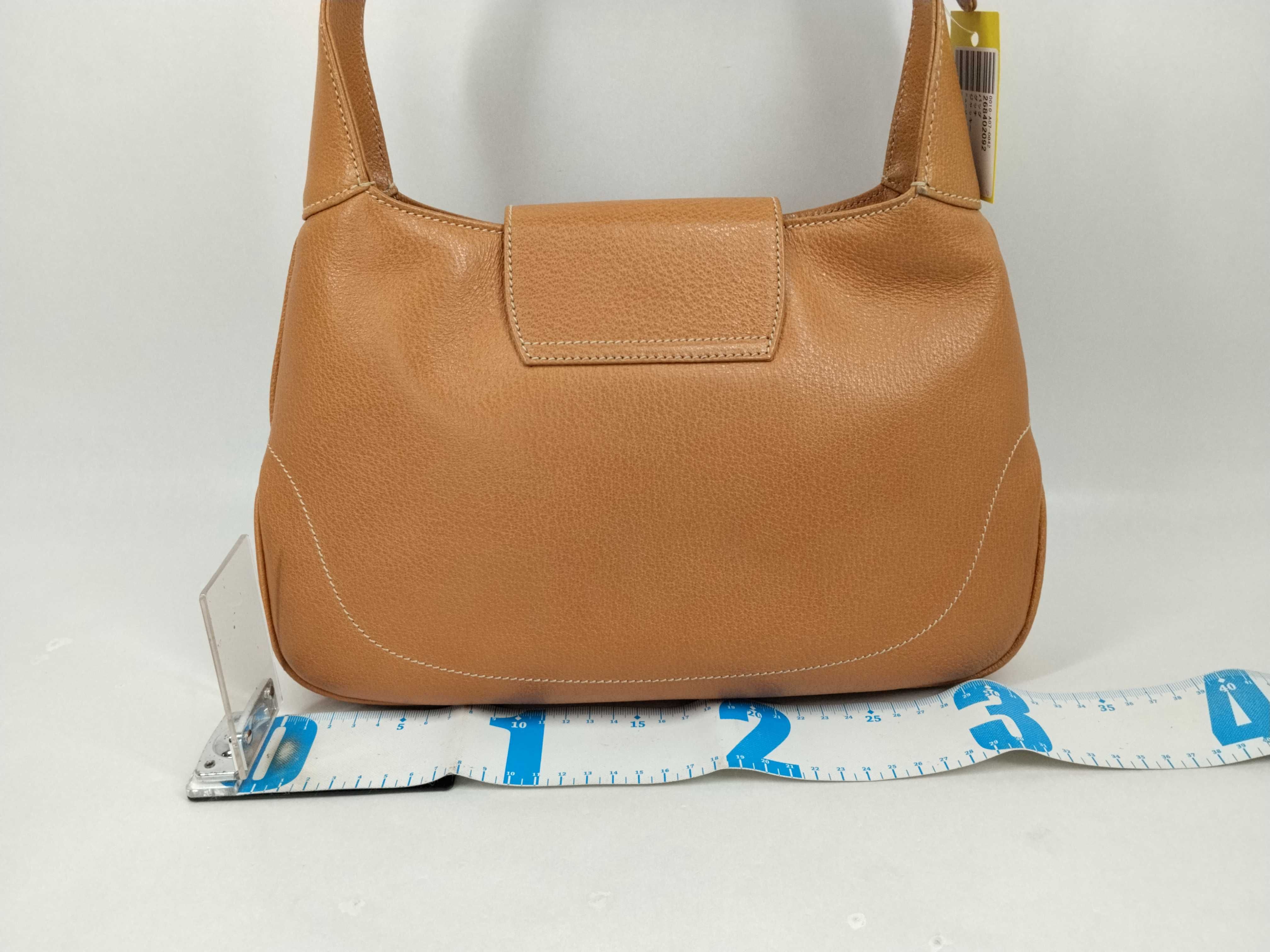 Jackie New Jackie One-Shoulder Bag (Shoulder Bag) — view 2