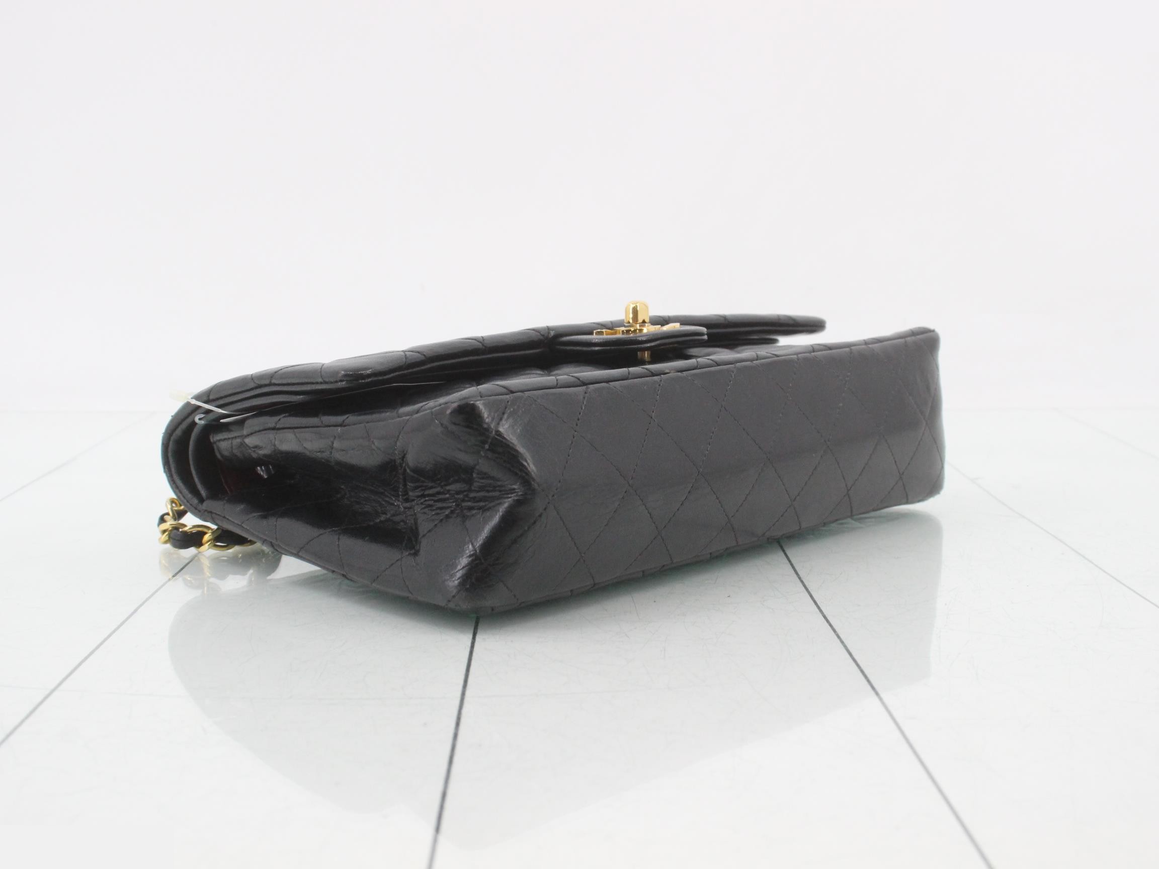 Matelassé 25 Lambskin Double Flap Double Chain Shoulder Bag — view 5
