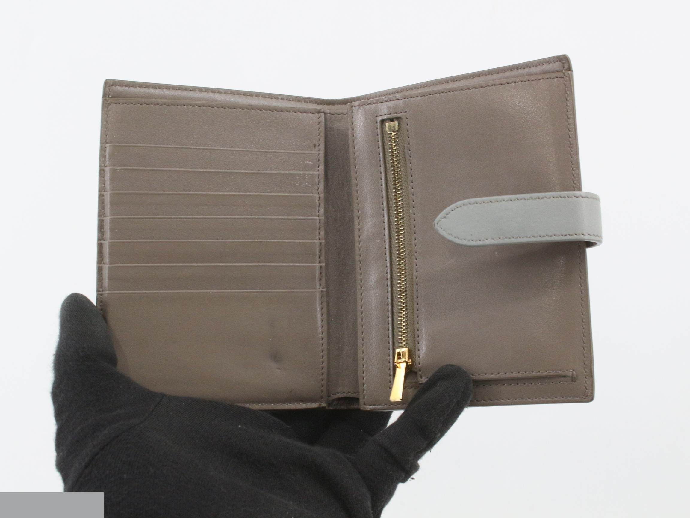Medium strap wallet — view 4