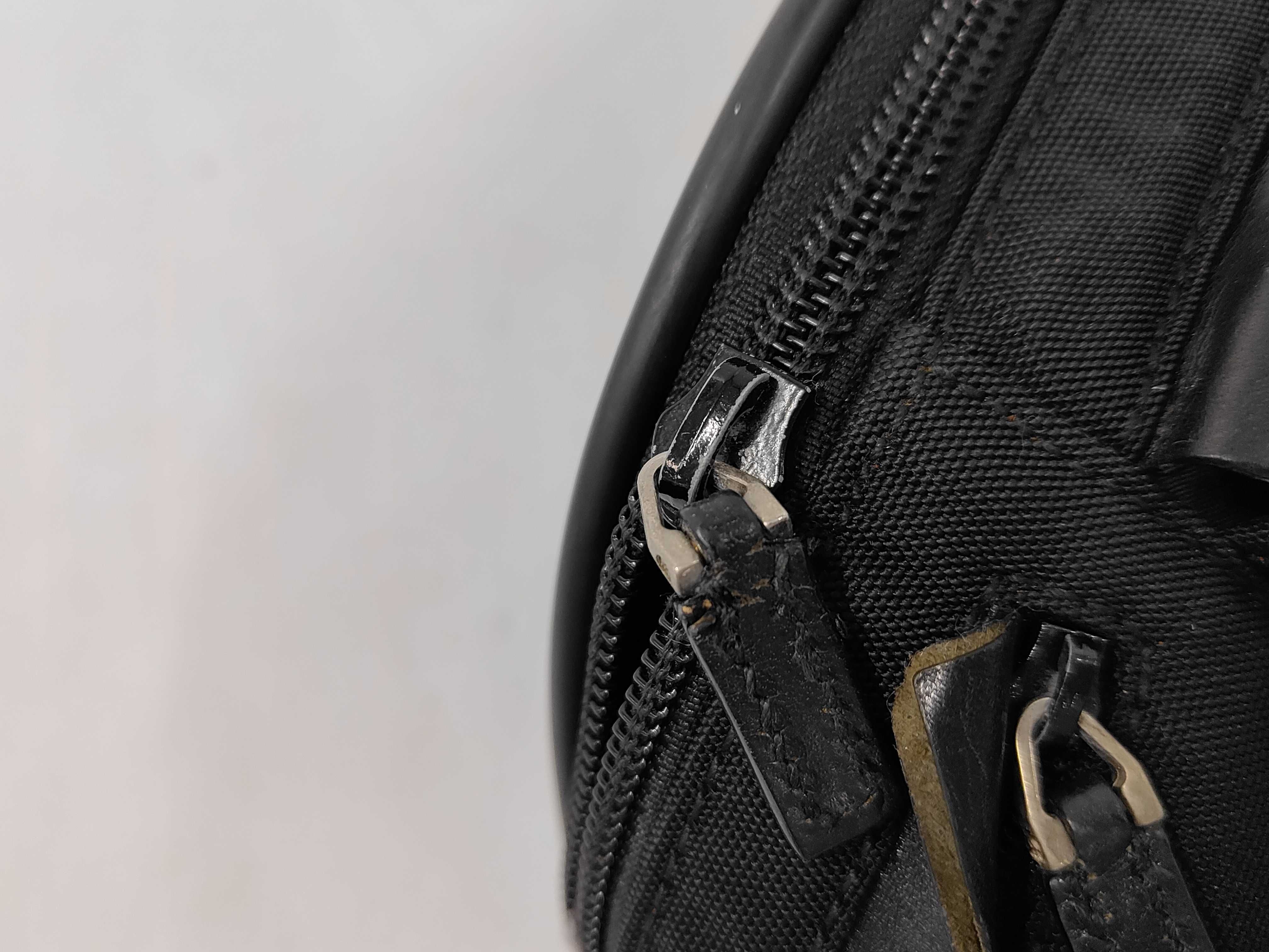 Logo Nylon Body Bag Shoulder Bag — view 8