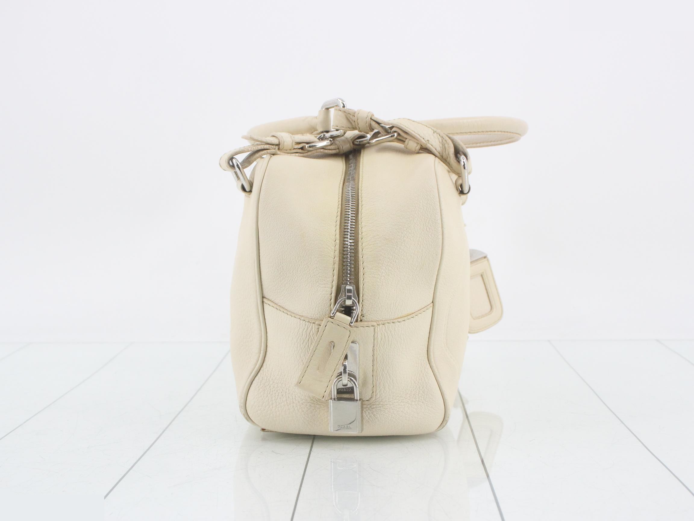 handbag — view 4