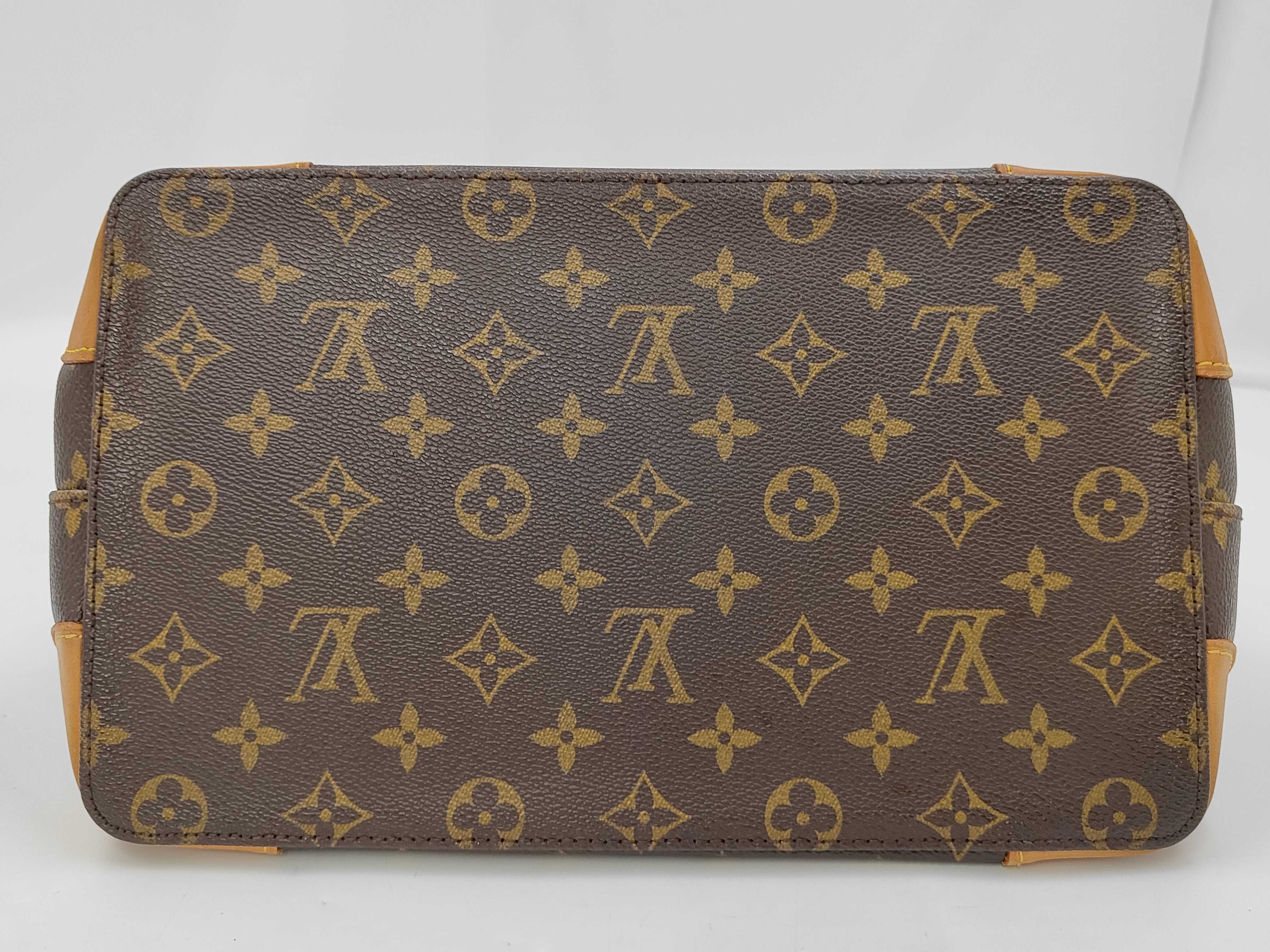 Hampstead PM Monogram Handbag — view 4