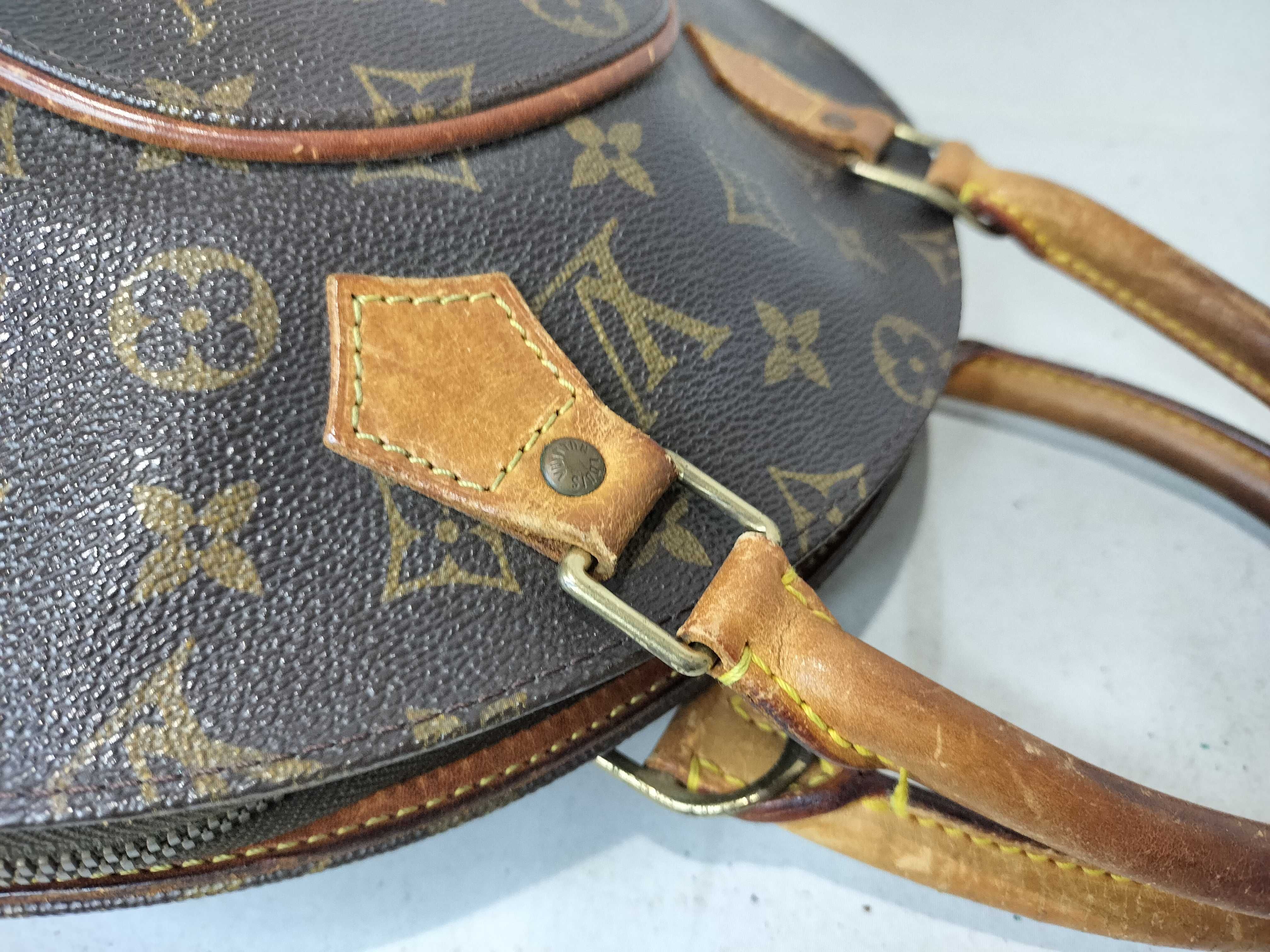 Monogram Ellipse PM M51127 Handbag — view 5