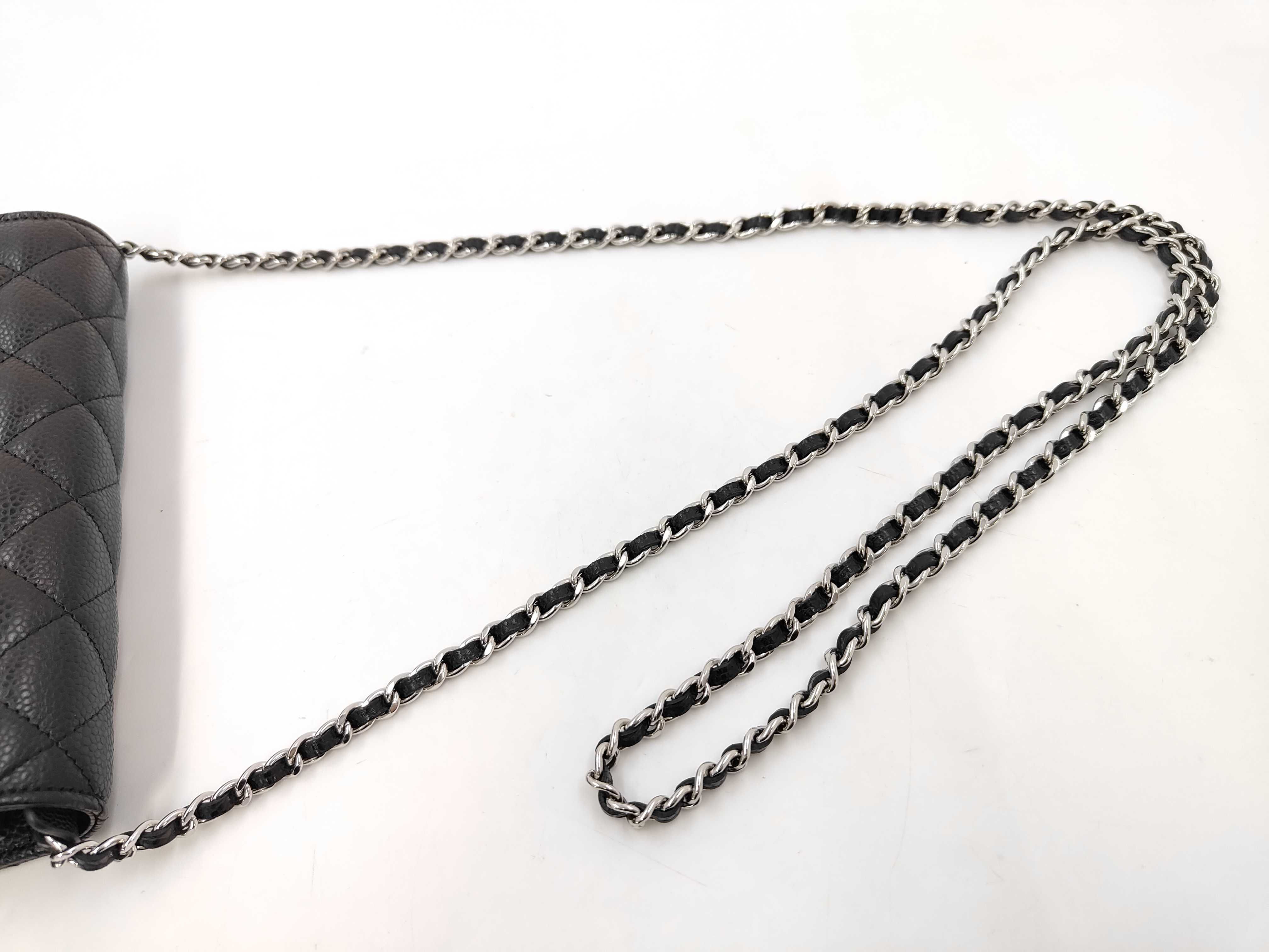 Chain Wallet Matelasse Caviar Skin Shoulder Bag — view 3