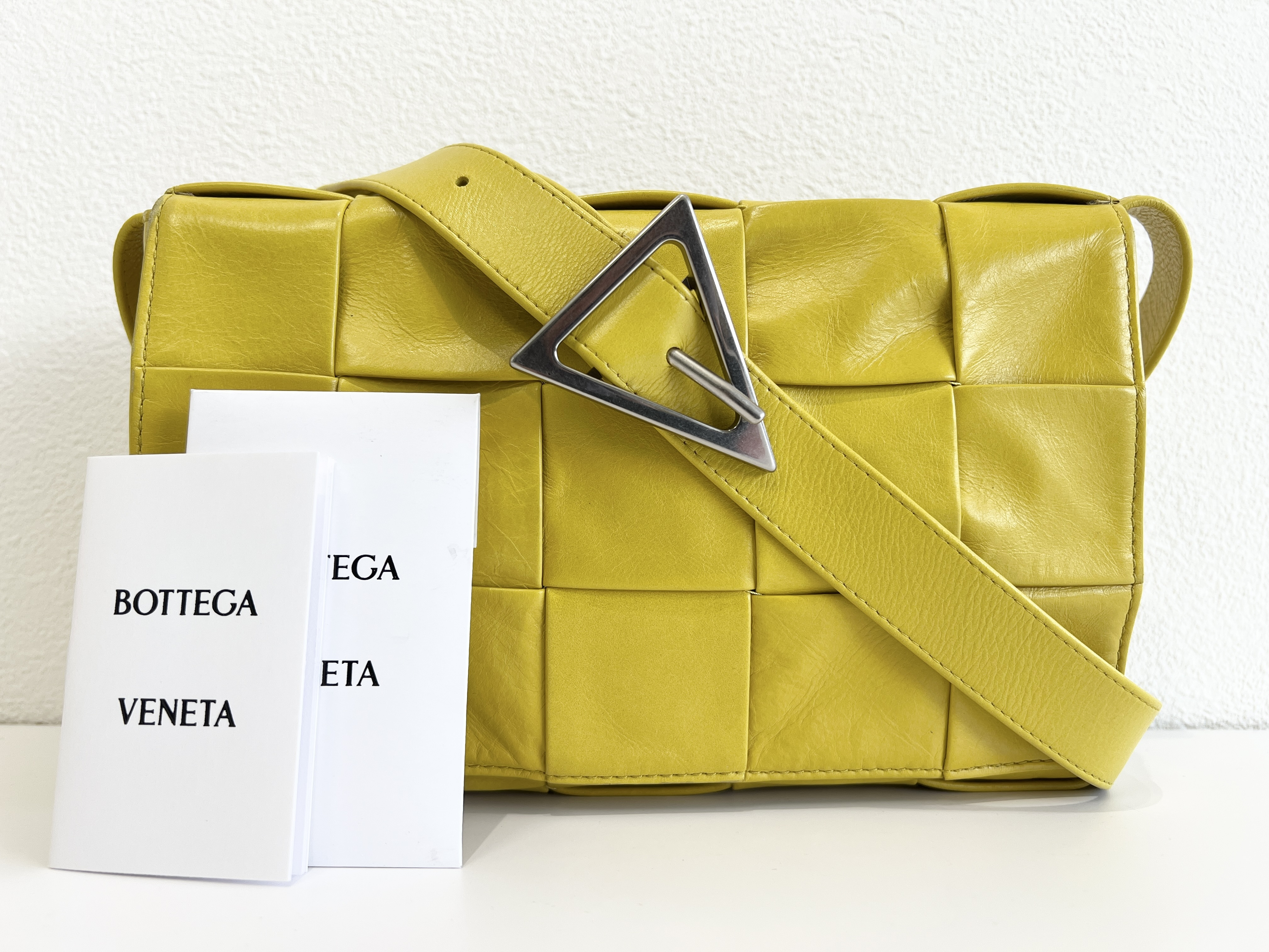 Maxi Cassette Leather Shoulder Bag