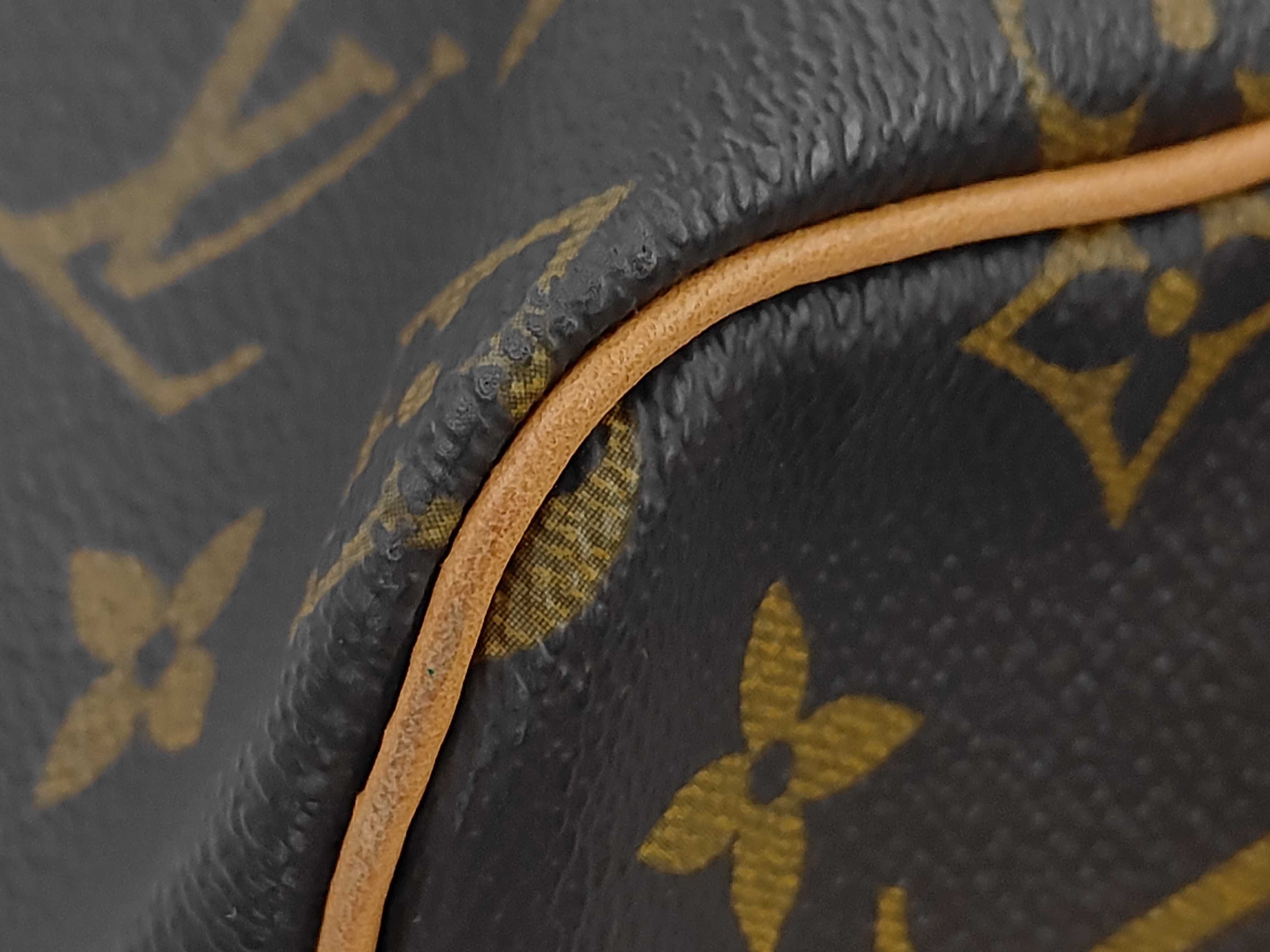 Louis Vuitton Monogram Keepall Bandoulière 55 Boston Bag (with box) — view 5