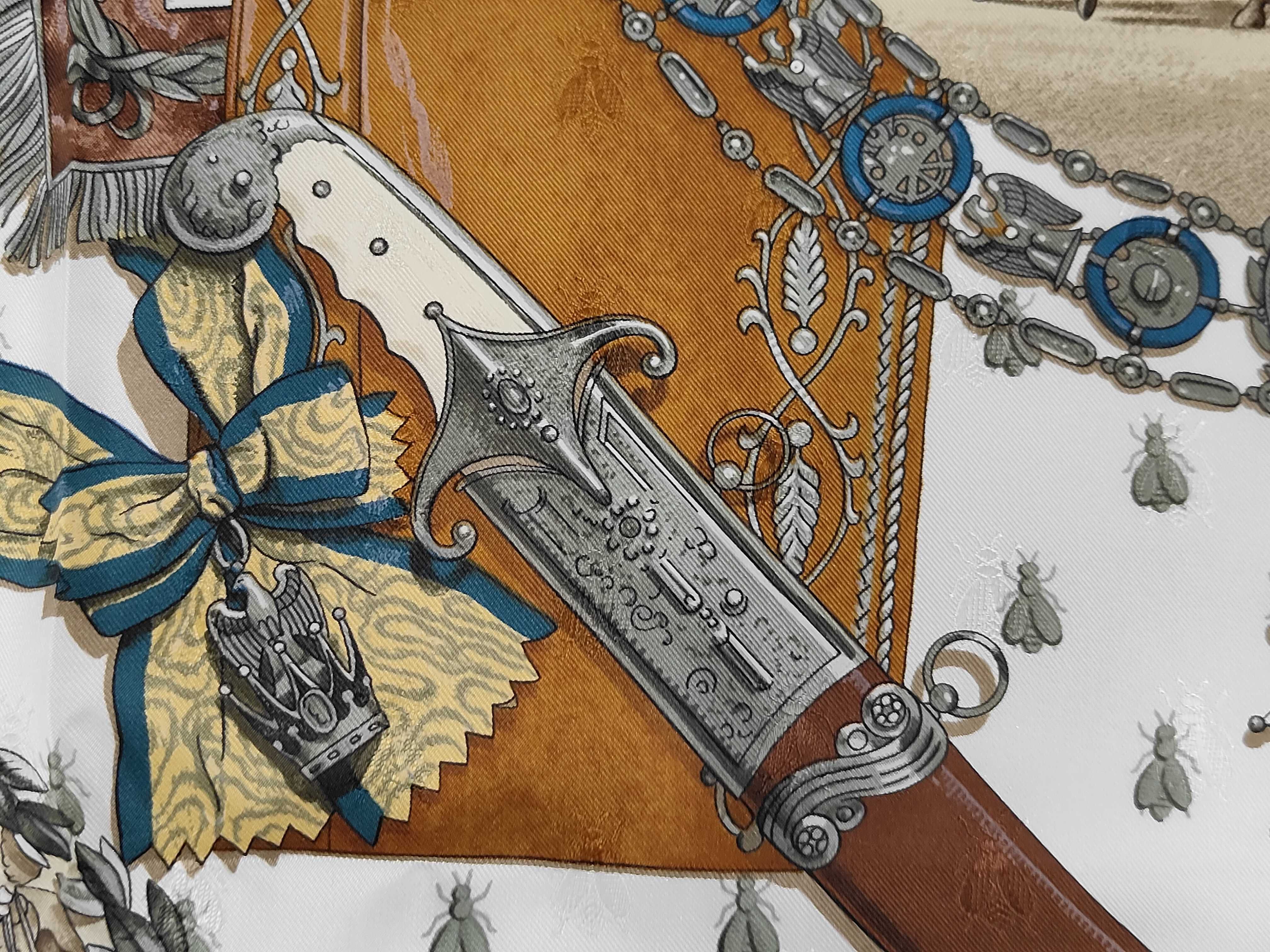 Carre Napoleon and other accessories — view 7