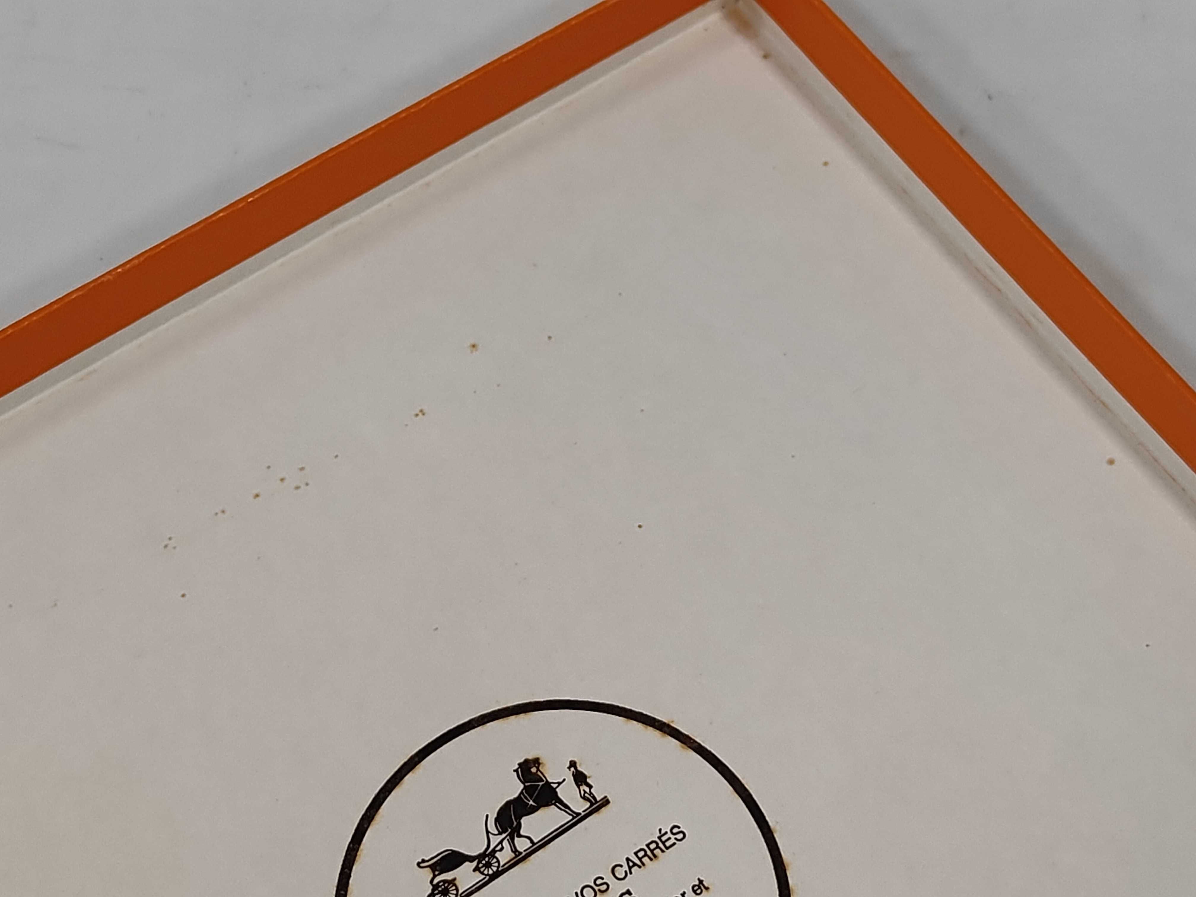 Carre Napoleon and other accessories — view 9