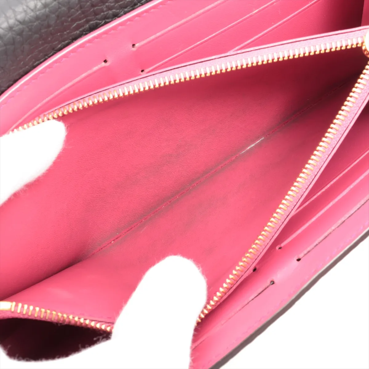 Taurillon Portefeuille Capucines M61248 Noir Long Wallet RFID Reactive — view 8