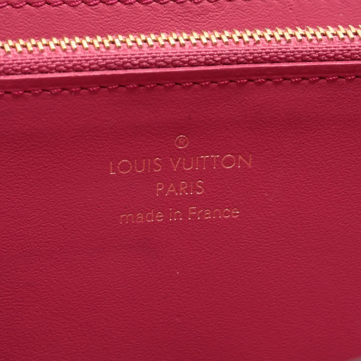 Taurillon Portefeuille Capucines M61248 Noir Long Wallet RFID Reactive — view 9