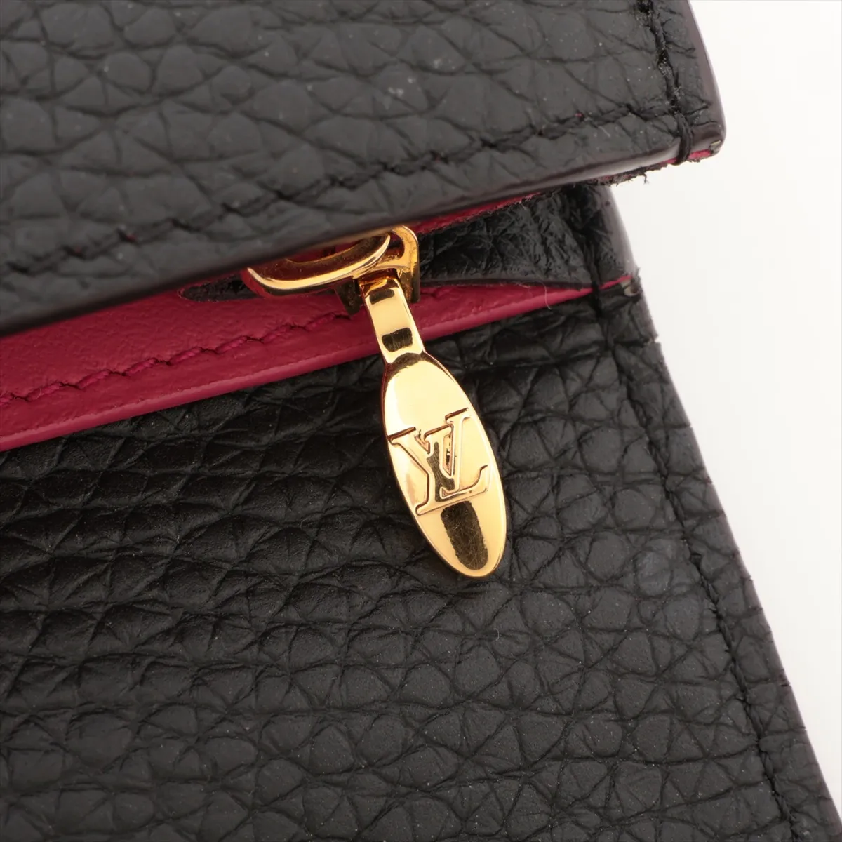 Taurillon Portefeuille Capucines M61248 Noir Long Wallet RFID Reactive — view 10