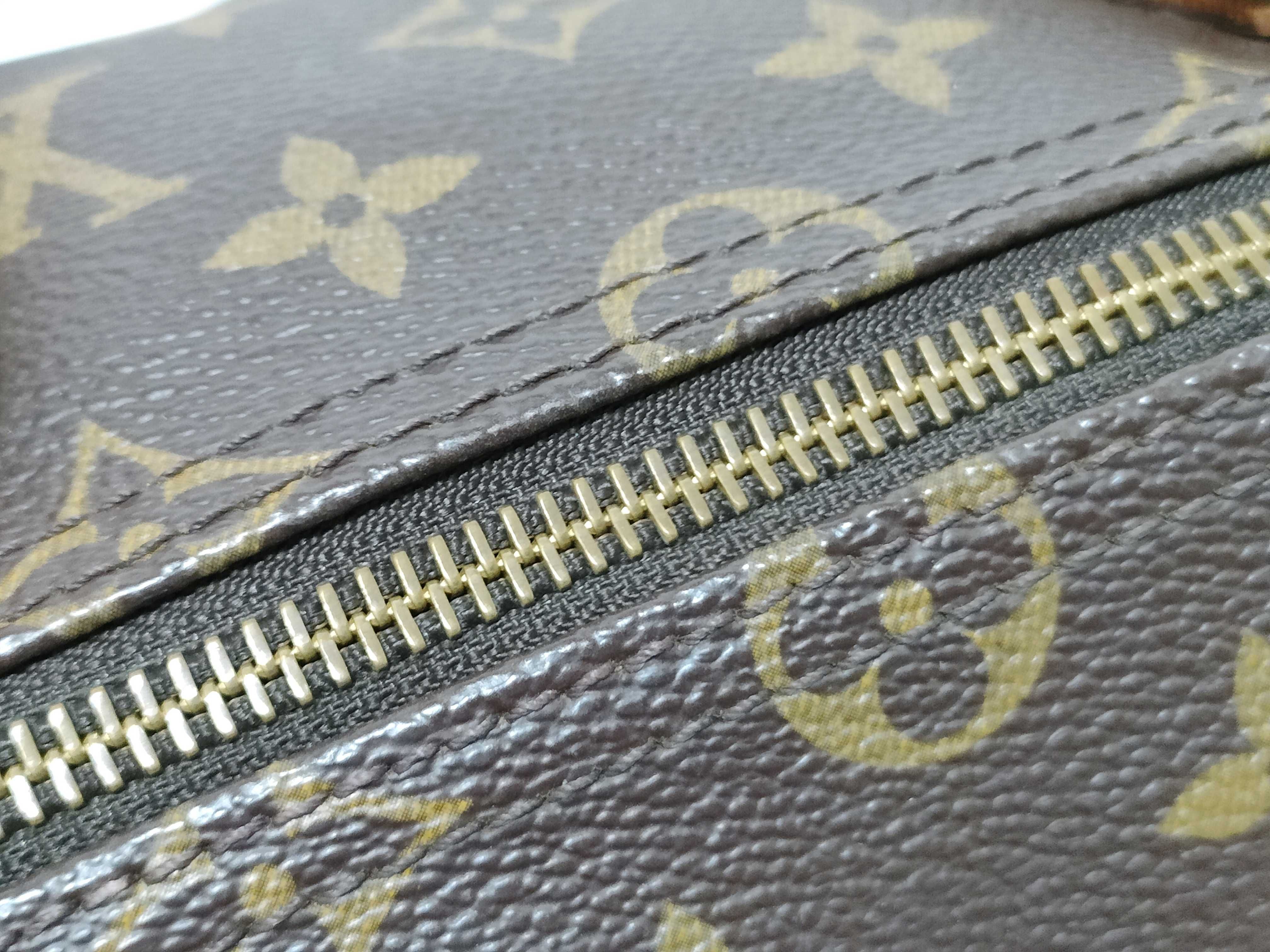 Monogram Louis Vuitton Speedy 35 Handbag (L-3) — view 6