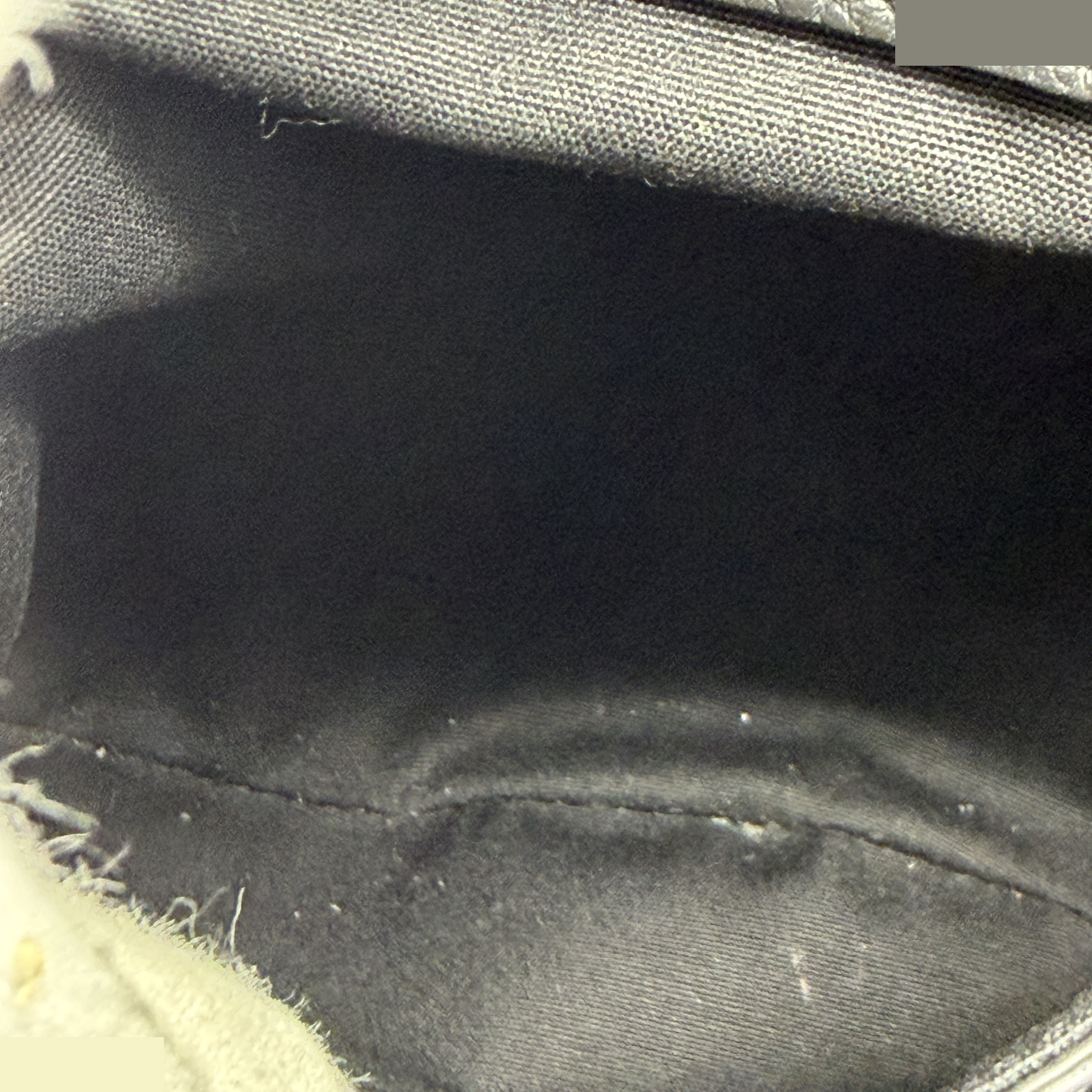 Trotter (bag) - Shoulder bag — view 10