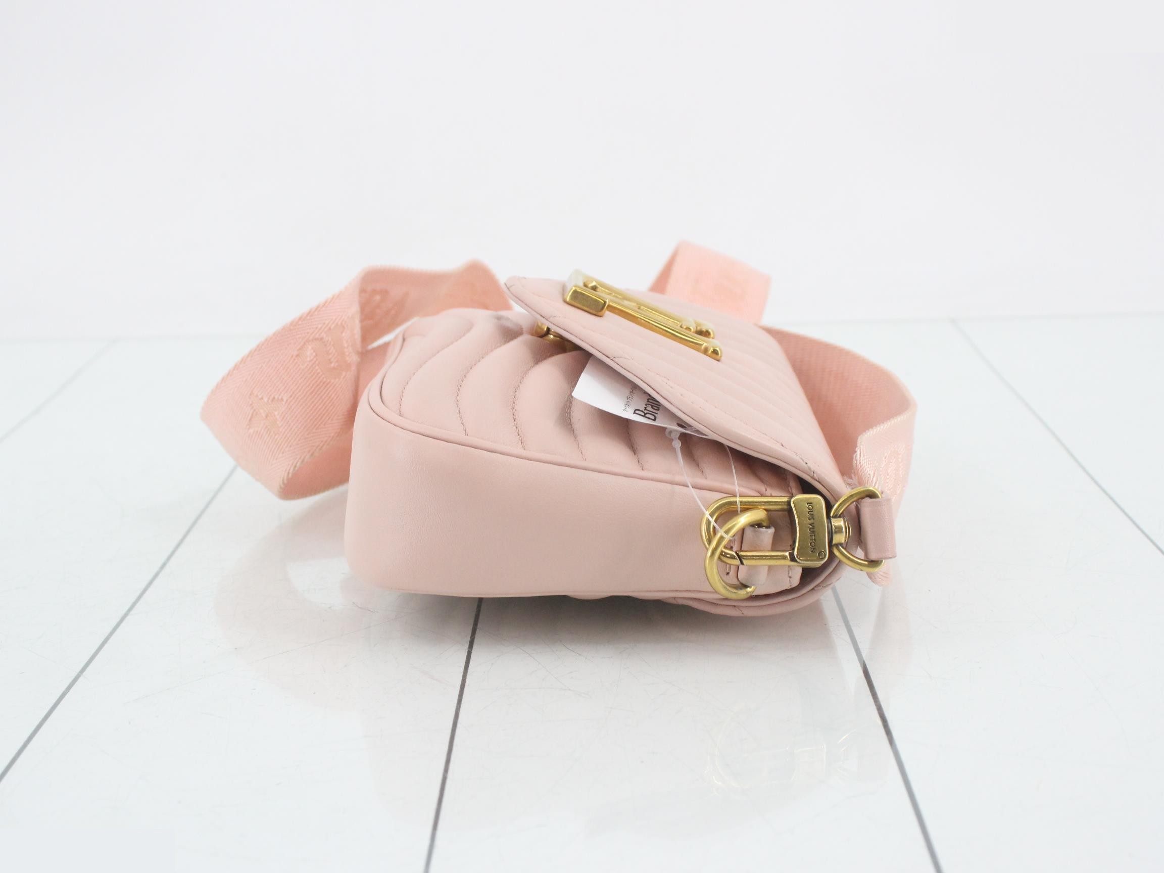 LV New Wave Multi Pochette 2-Way Shoulder Bag — view 3