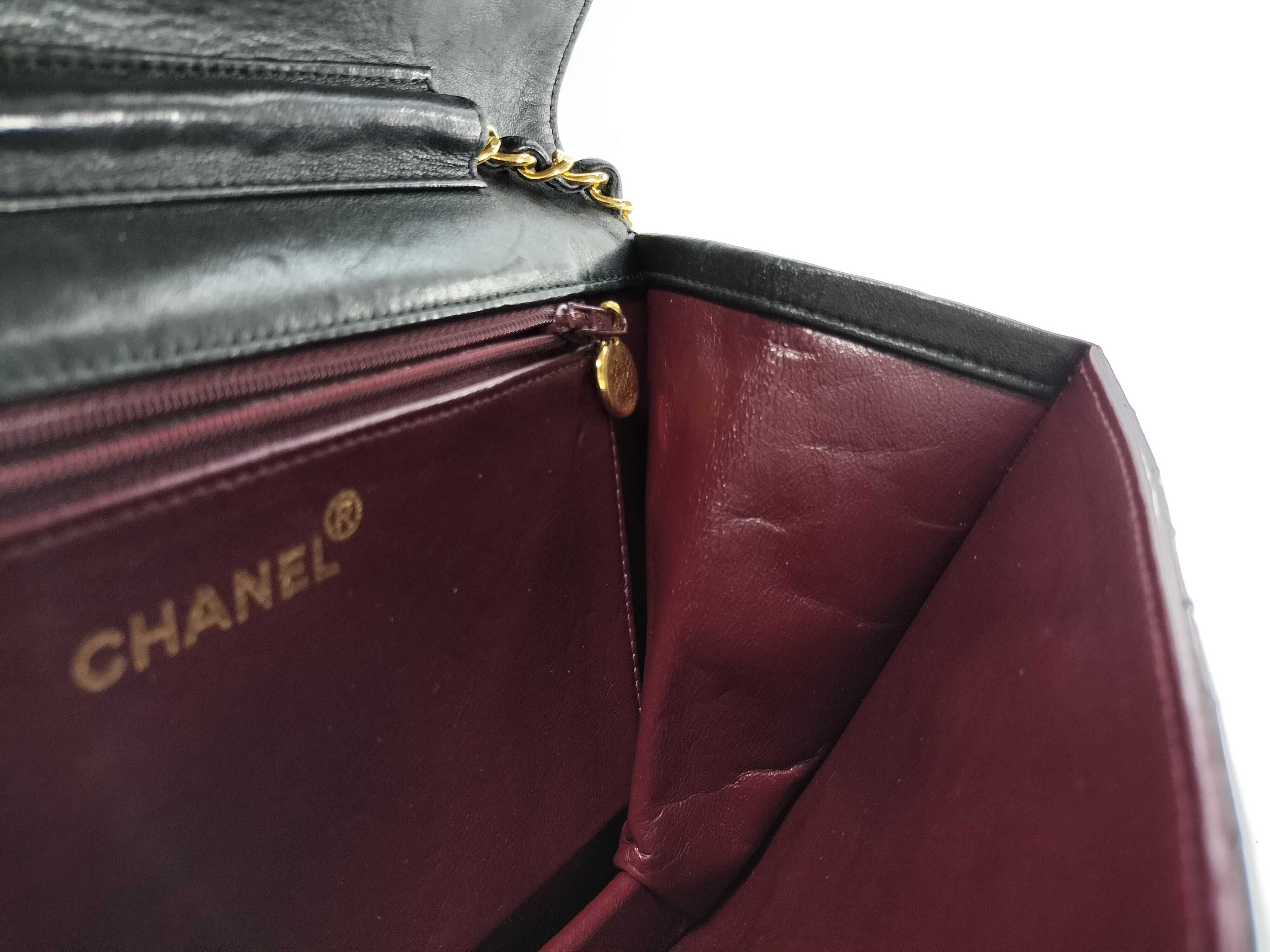 Matelassé Lambskin Matelassé 25 Single Flap Shoulder Bag — view 14