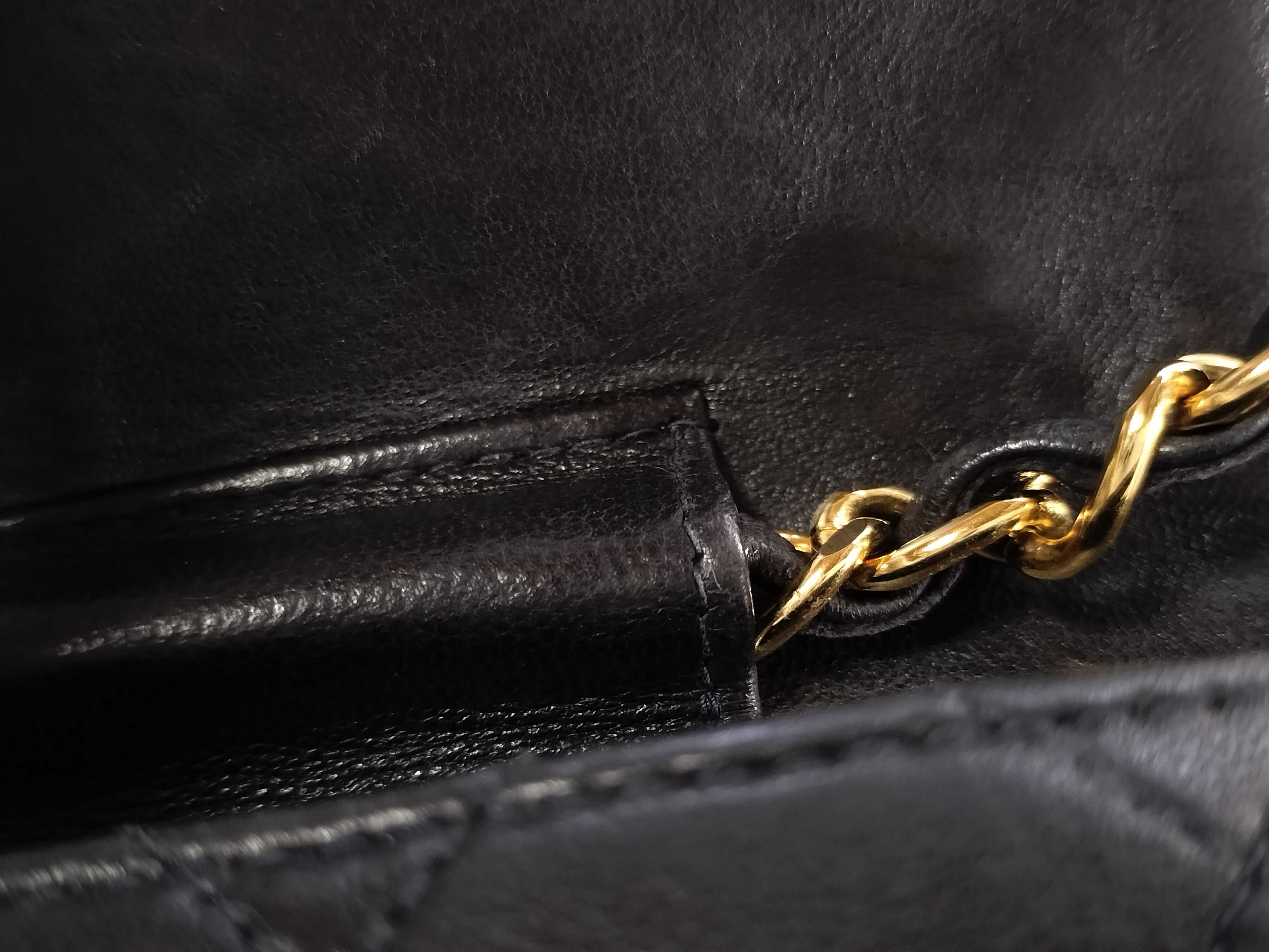 Matelassé Lambskin Matelassé 25 Single Flap Shoulder Bag — view 7