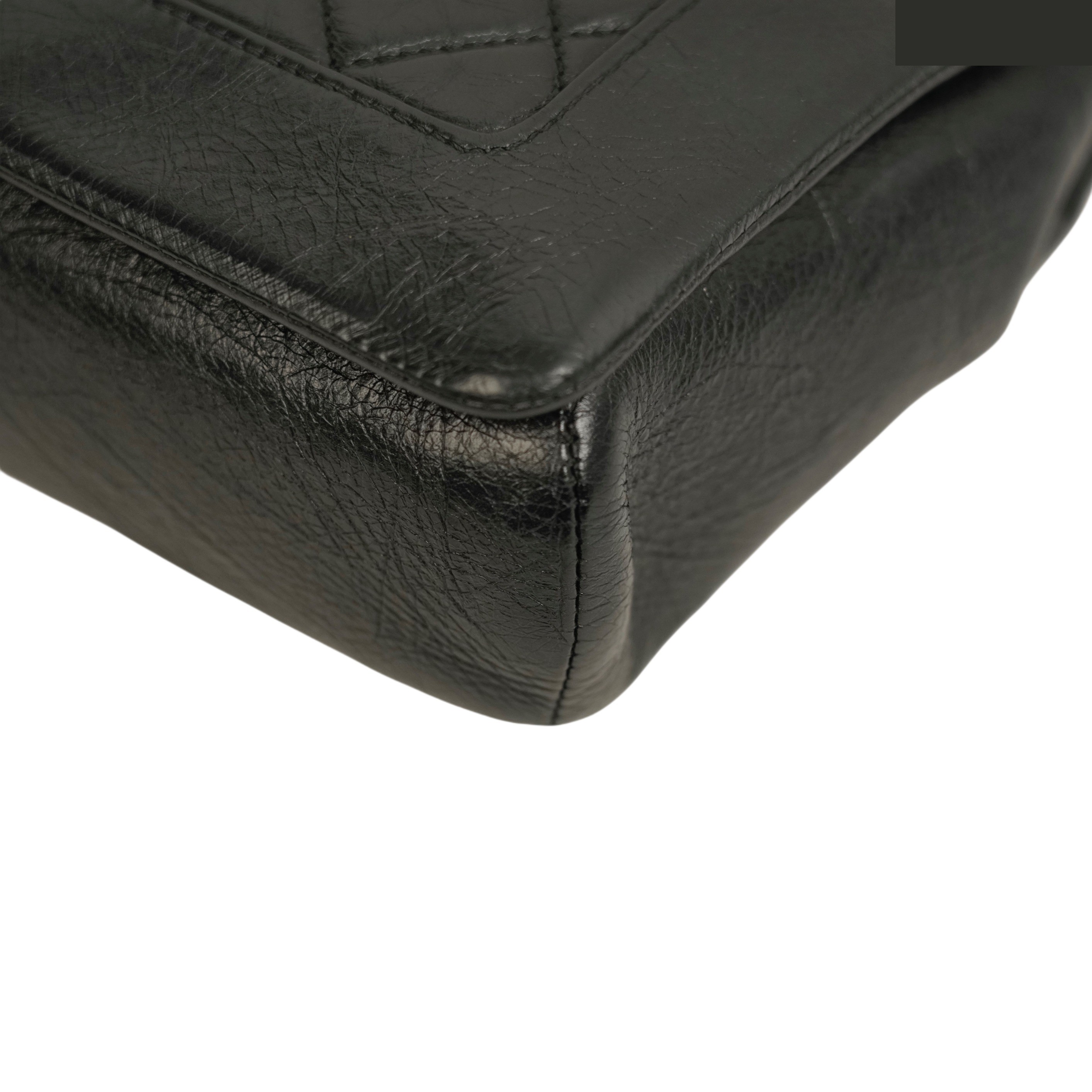 Matelassé Turnlock Chain Shoulder Bag, Series 25 — view 6