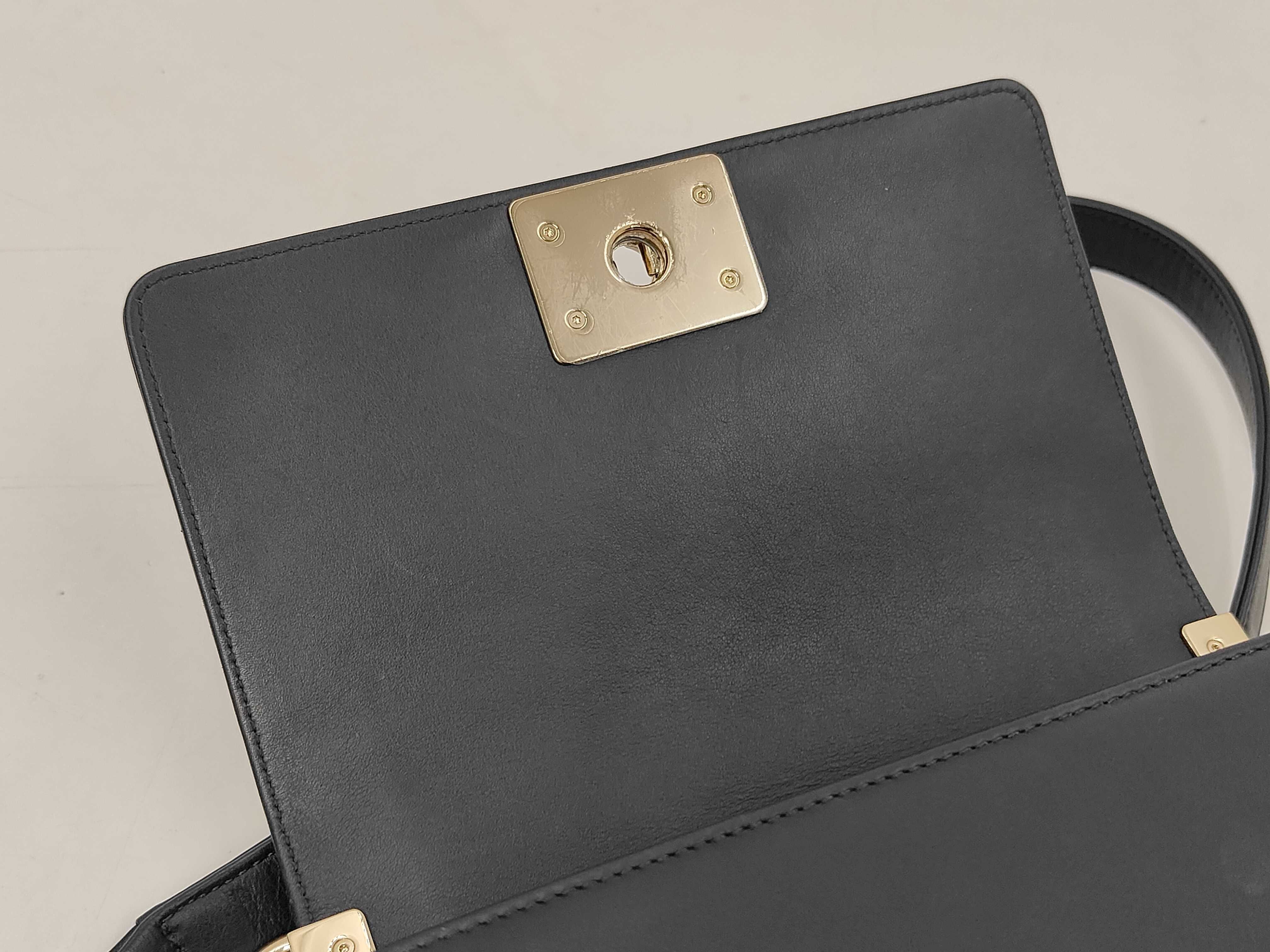 Boy Chanel 20 Lambskin Shoulder Bag — view 11