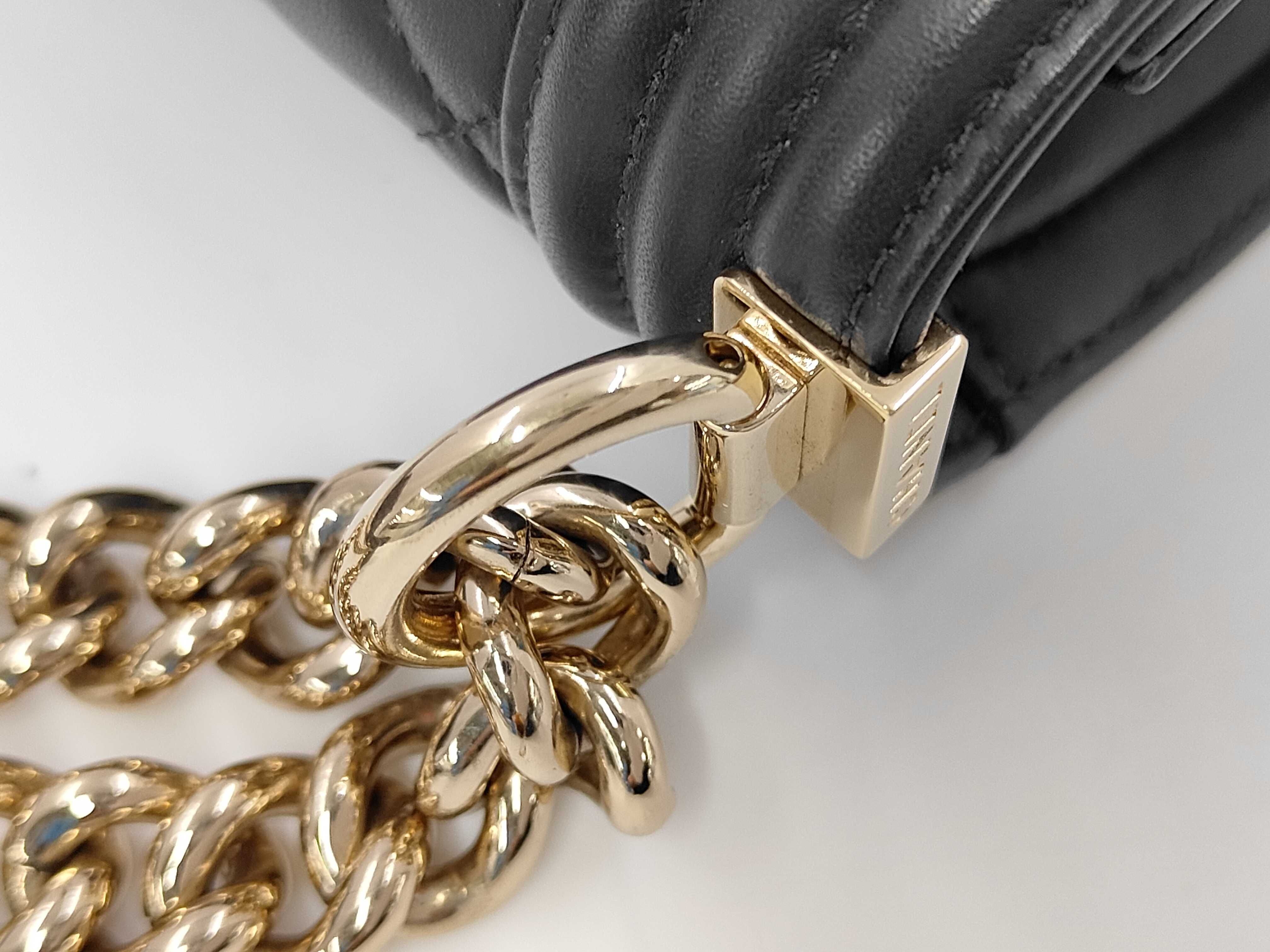 Boy Chanel 20 Lambskin Shoulder Bag — view 7