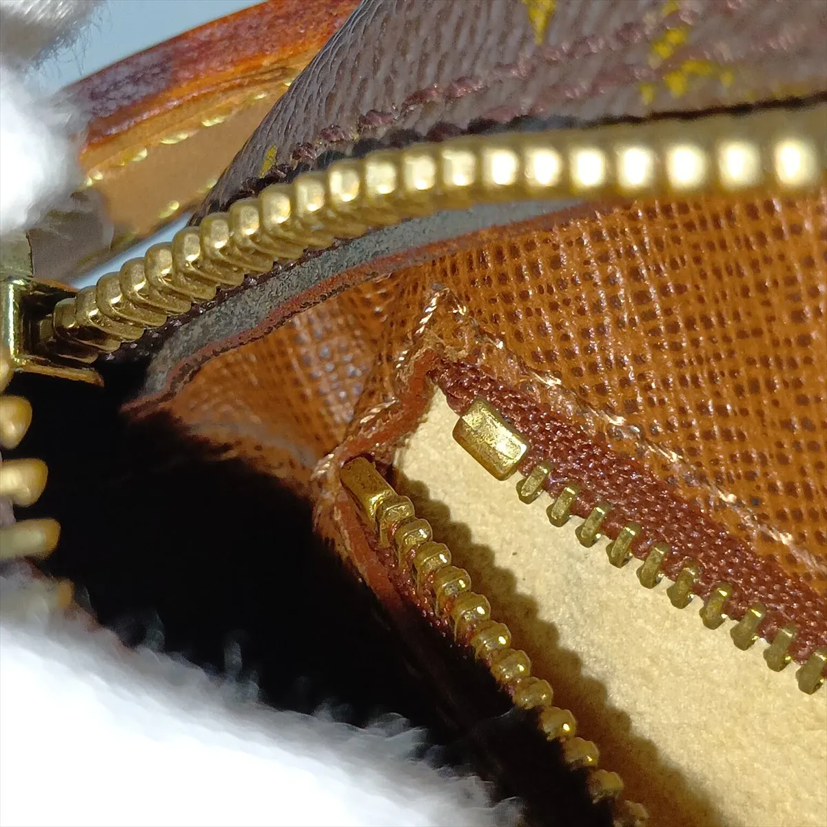 Monogram Trocadero 24 M51276, serial number unclear, brown, interior repaired, various parts of the vachetta leather repaired by aftermarket parts. — view 11