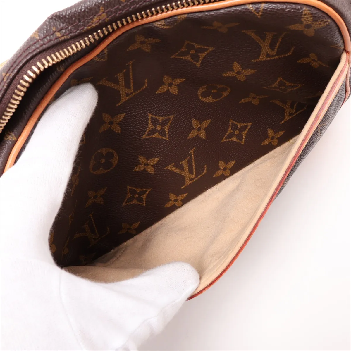Monogram Trocadero 24 M51276, serial number unclear, brown, interior repaired, various parts of the vachetta leather repaired by aftermarket parts. — view 8