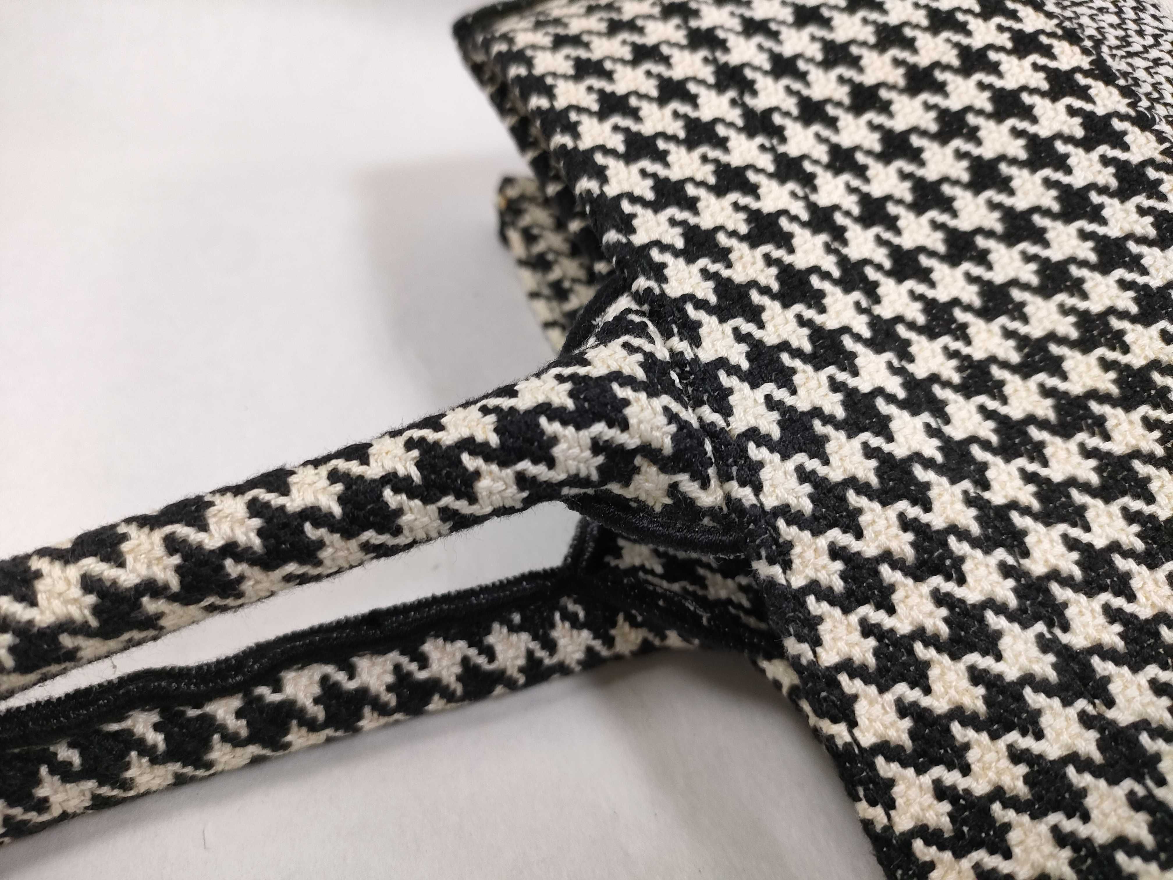 Houndstooth Book Tote Medium Tote Bag — view 5
