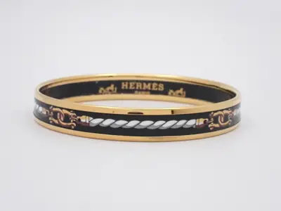 Enamel bracelet, wrist circumference approximately 20cm